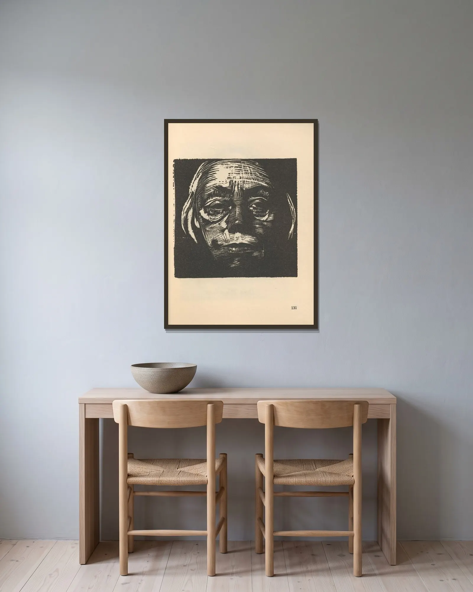 Selbstbildnis, 1925 – nr 13 av Käthe Kollwitz inramad på en vägg