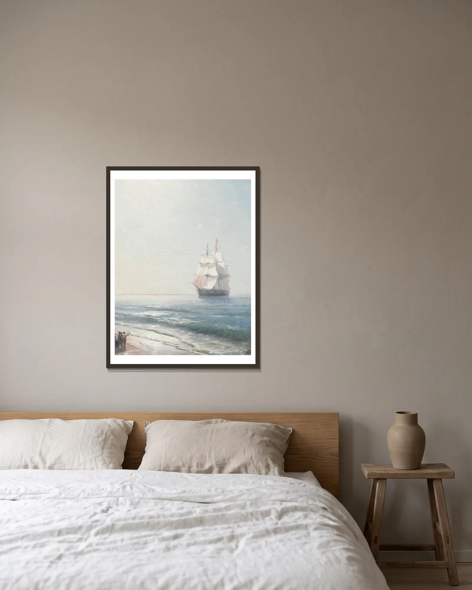 Crimea av Ivan Konstantinovich Aivazovsky inramad på en vägg