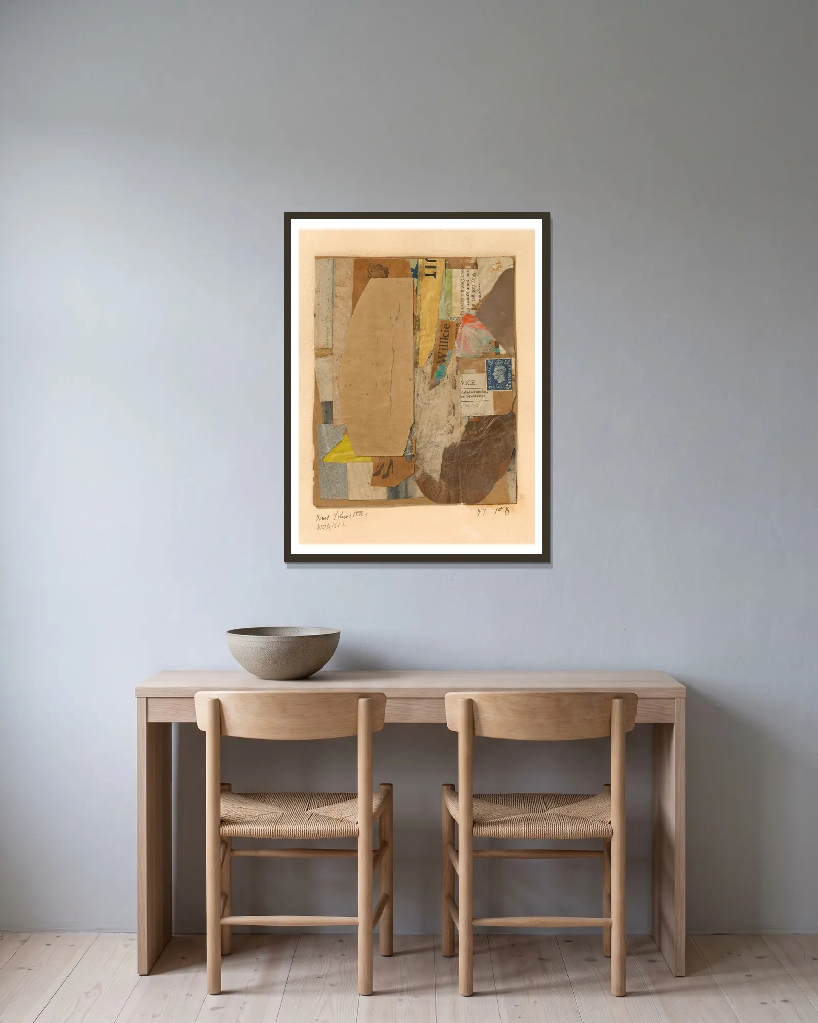 47 108 Willkie av Kurt Schwitters inramad på en vägg