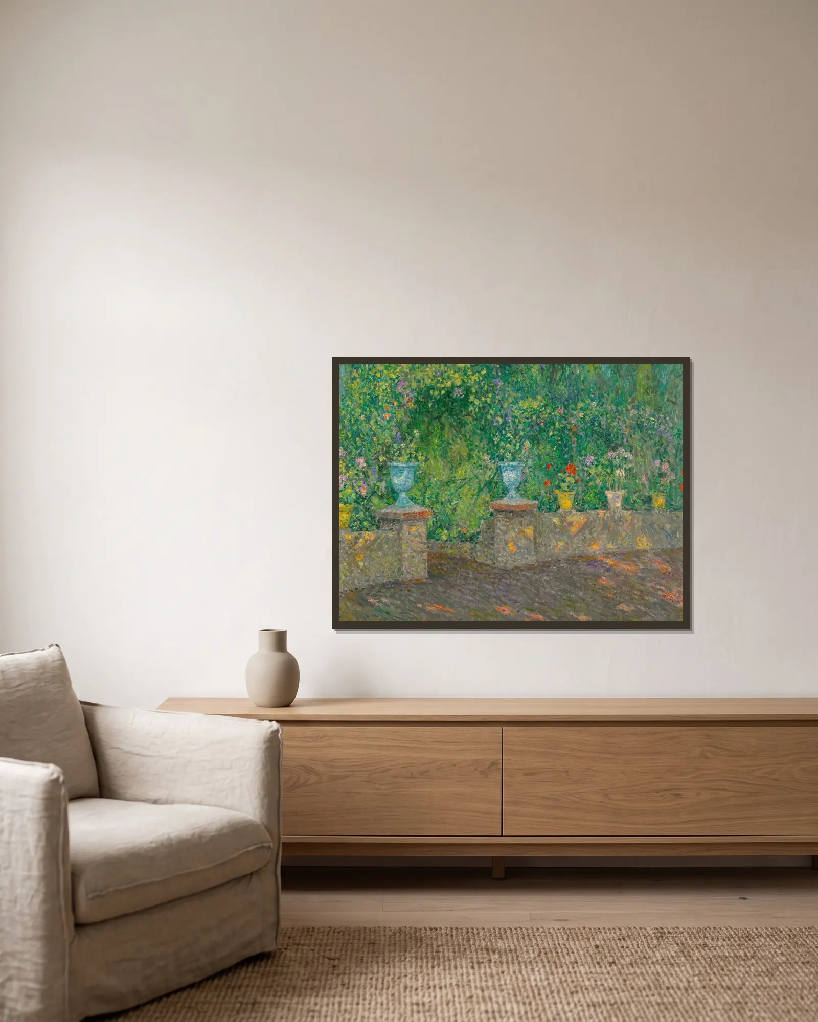 Les Pots De Faïence av Henri Le Sidaner inramad på en vägg