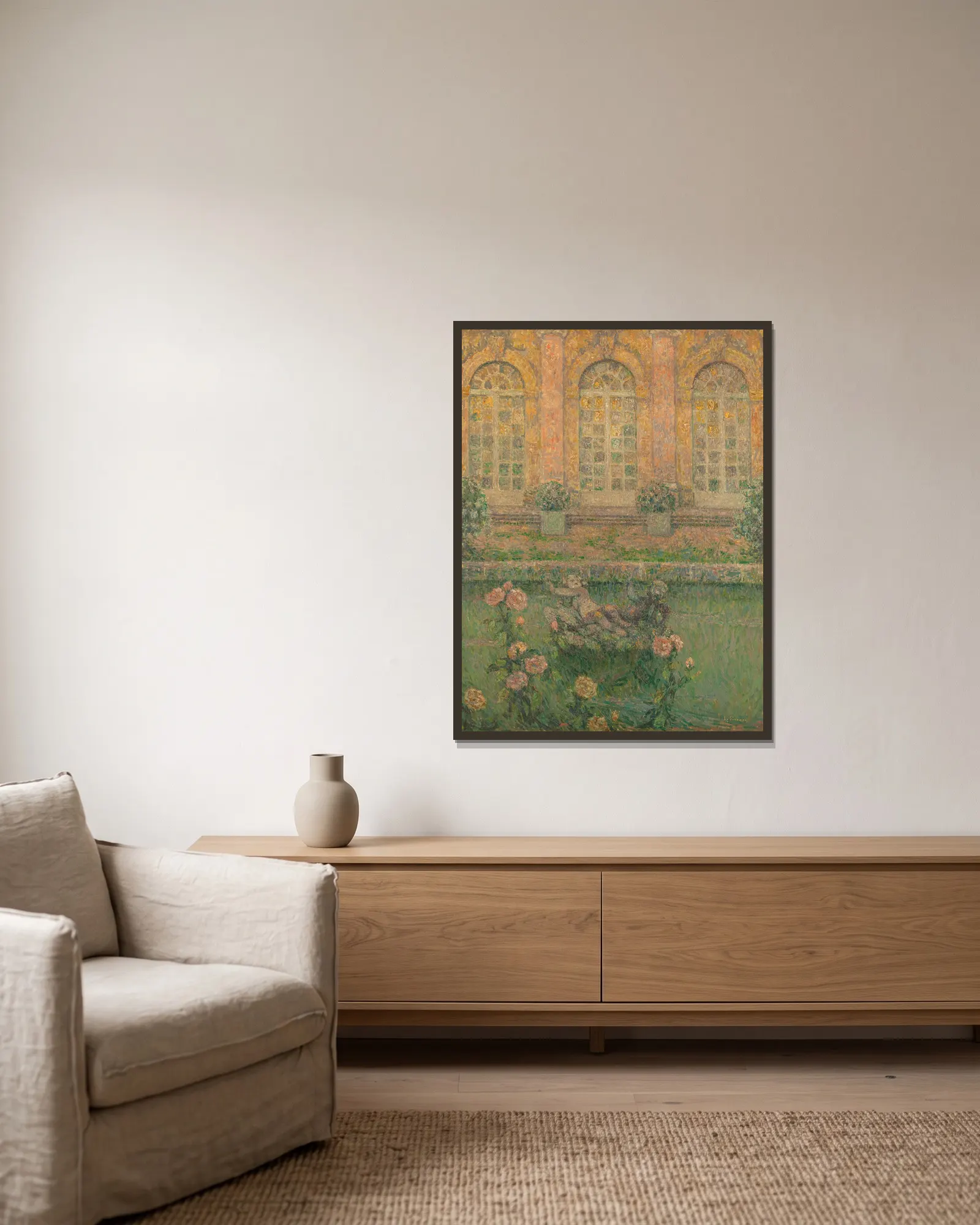 Roses de Trianon av Henri Le Sidaner inramad på en vägg