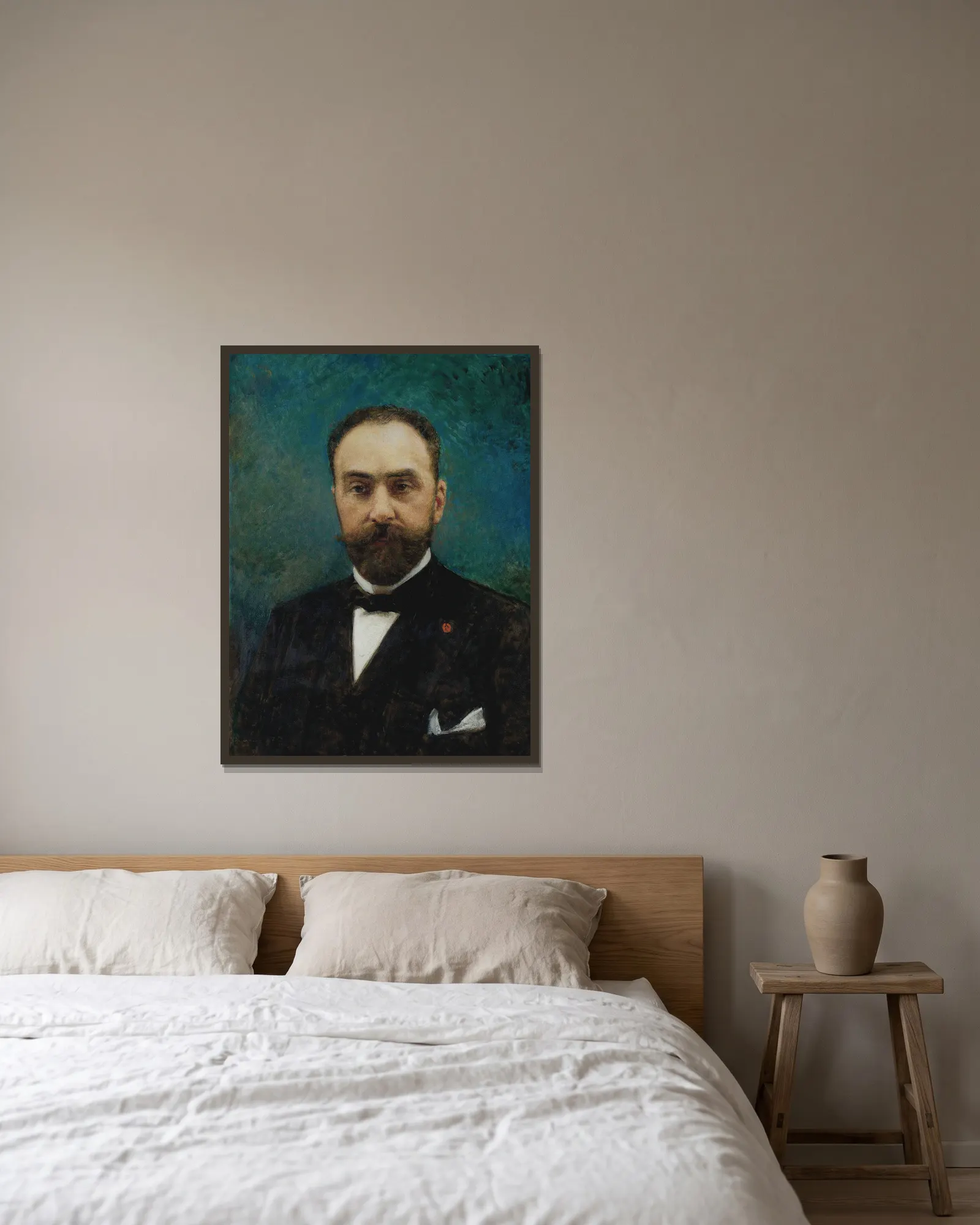 Charles Ephrussi av Léon Bonnat inramad på en vägg