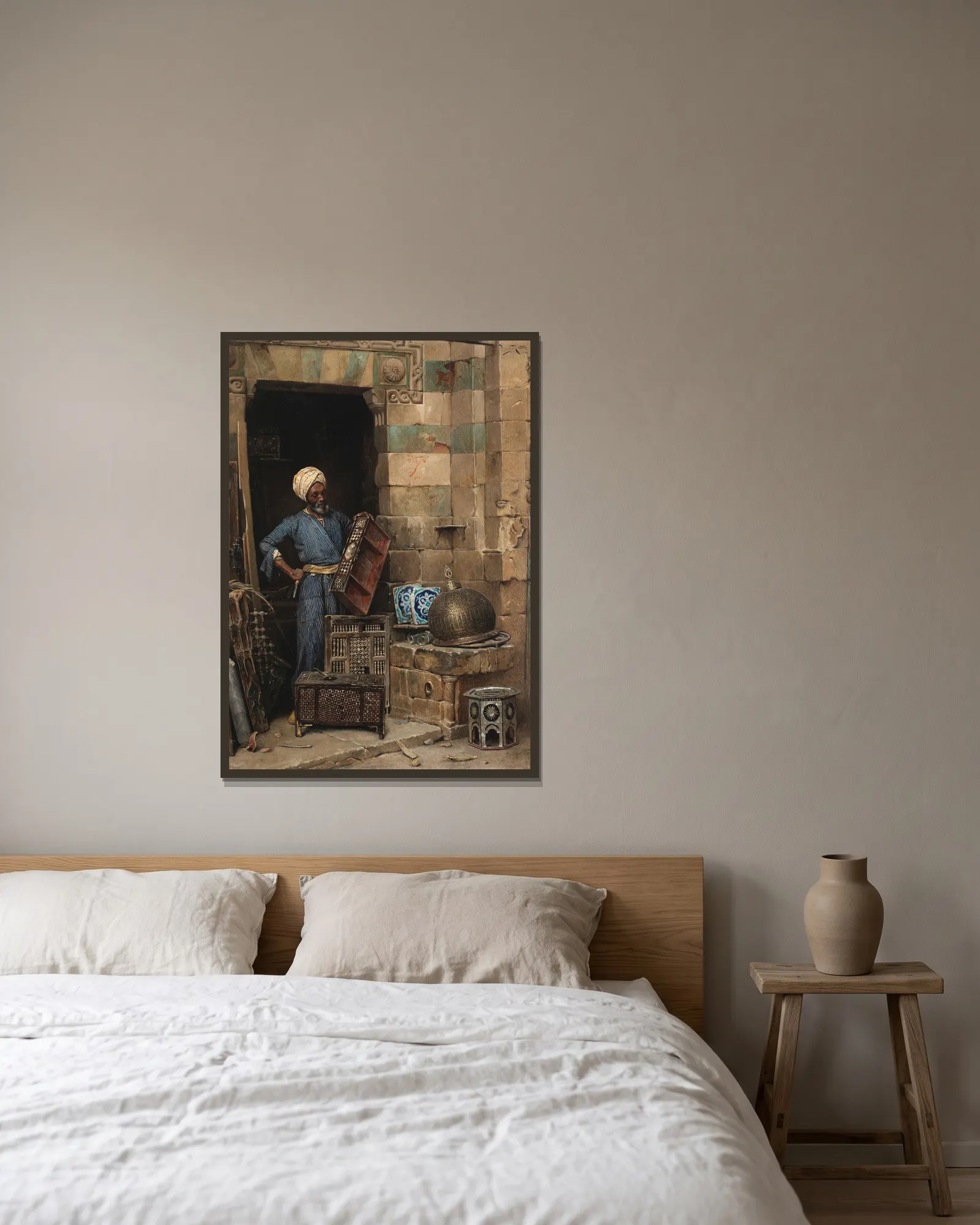 The Woodworker av Ludwig Deutsch inramad på en vägg