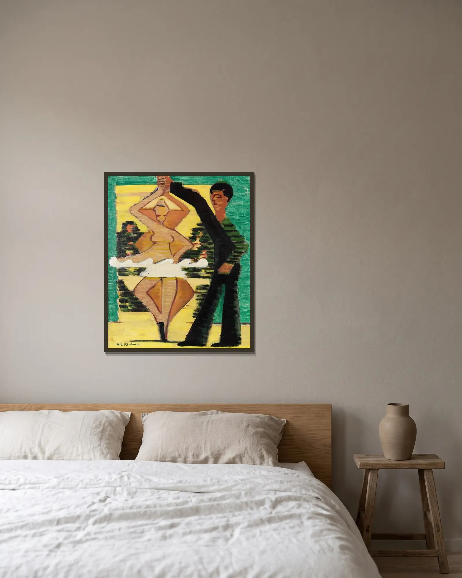 Drehende Tänzerin av Ernst Ludwig Kirchner inramad på en vägg
