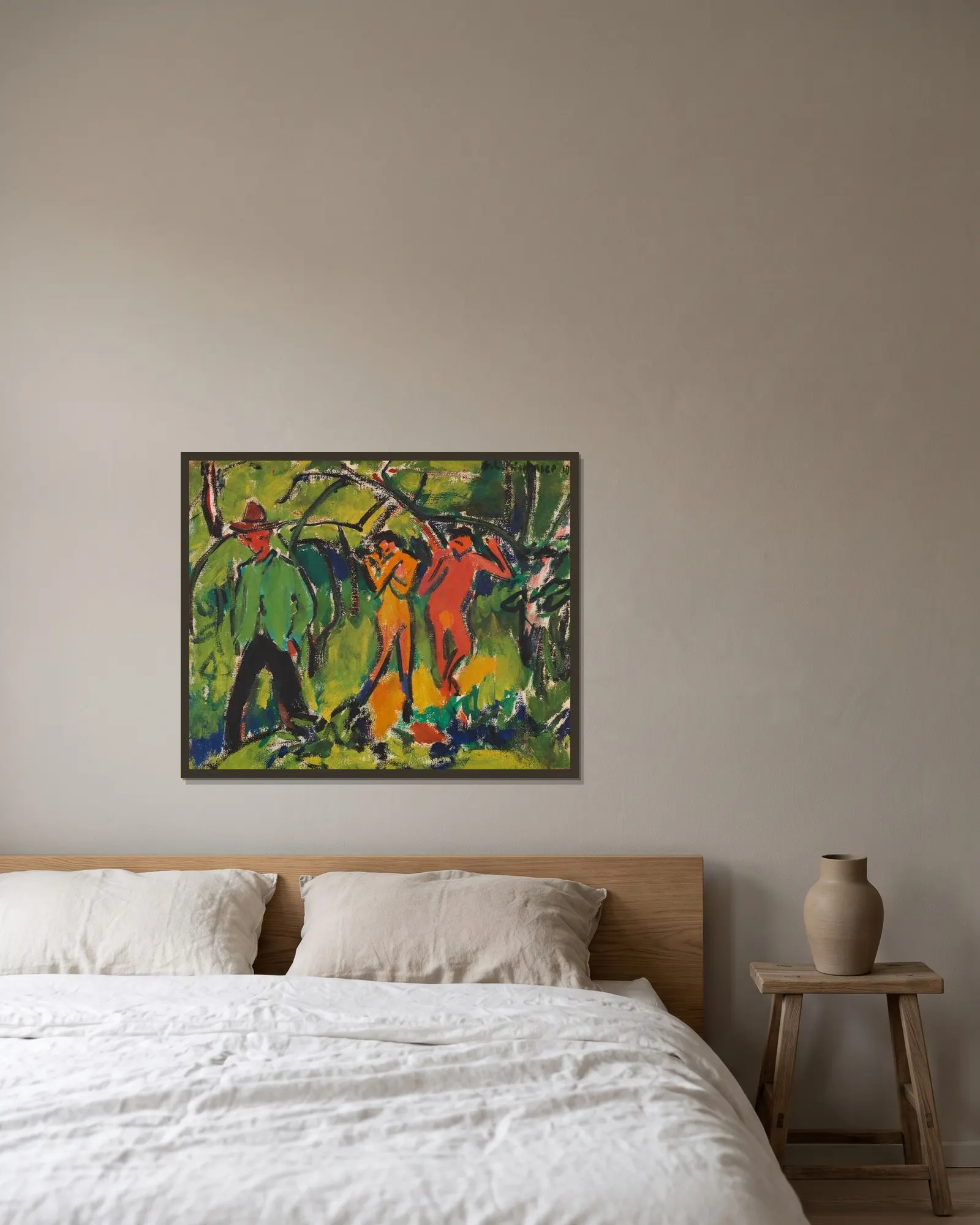 Im Wald av Ernst Ludwig Kirchner inramad på en vägg