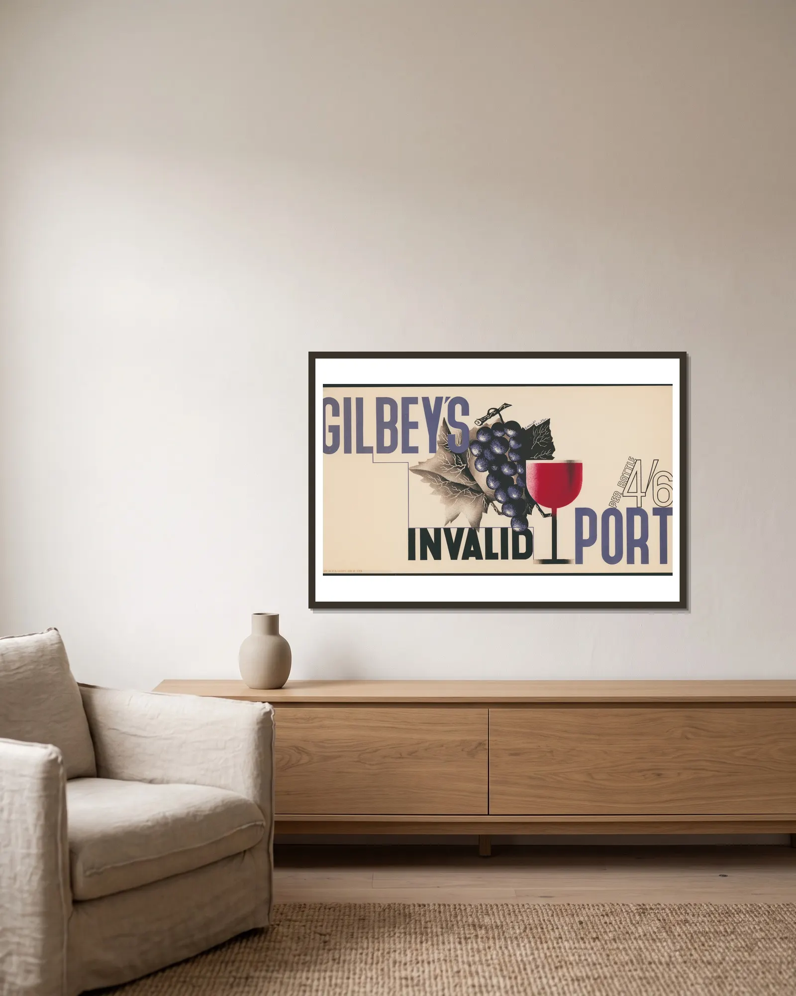 Gilbey’s invalid port, 1933 – nr 2 av Edward McKnight Kauffer inramad på en vägg