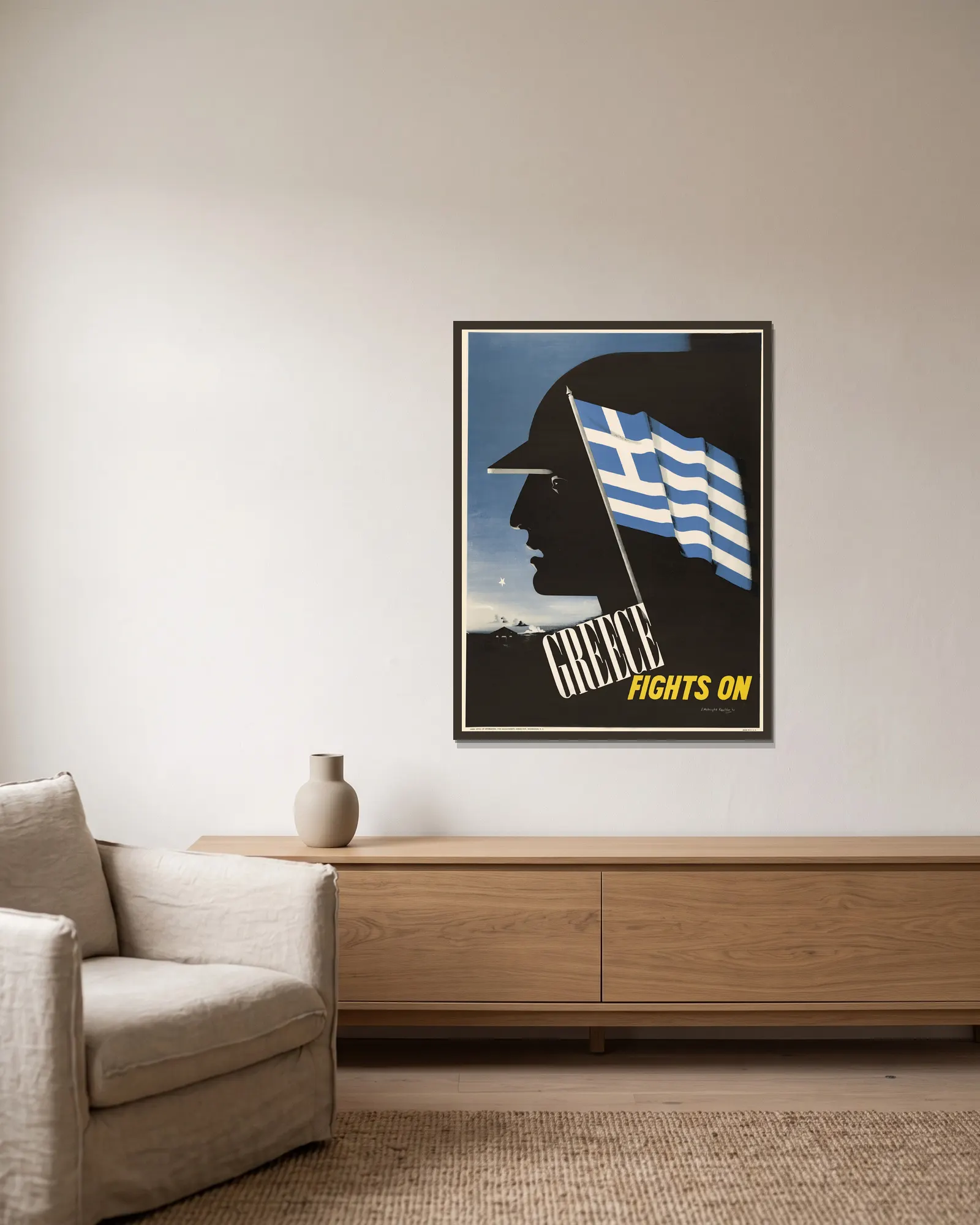 Greece fights on av Edward McKnight Kauffer inramad på en vägg