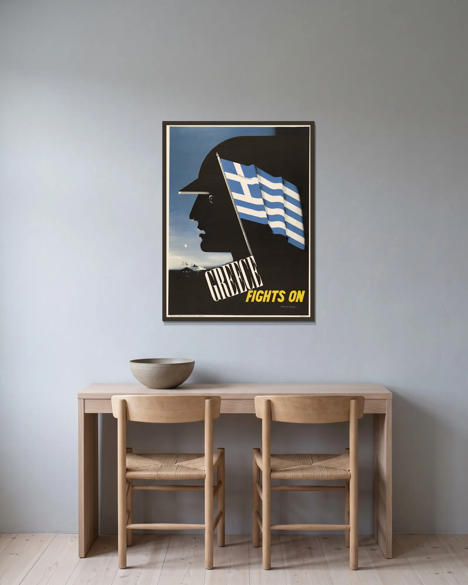 Greece fights on av Edward McKnight Kauffer inramad på en vägg