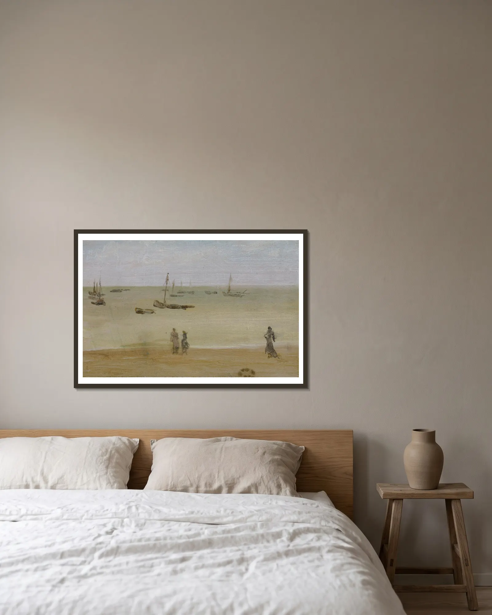 The Seashore av James Abbott McNeill Whistler inramad på en vägg