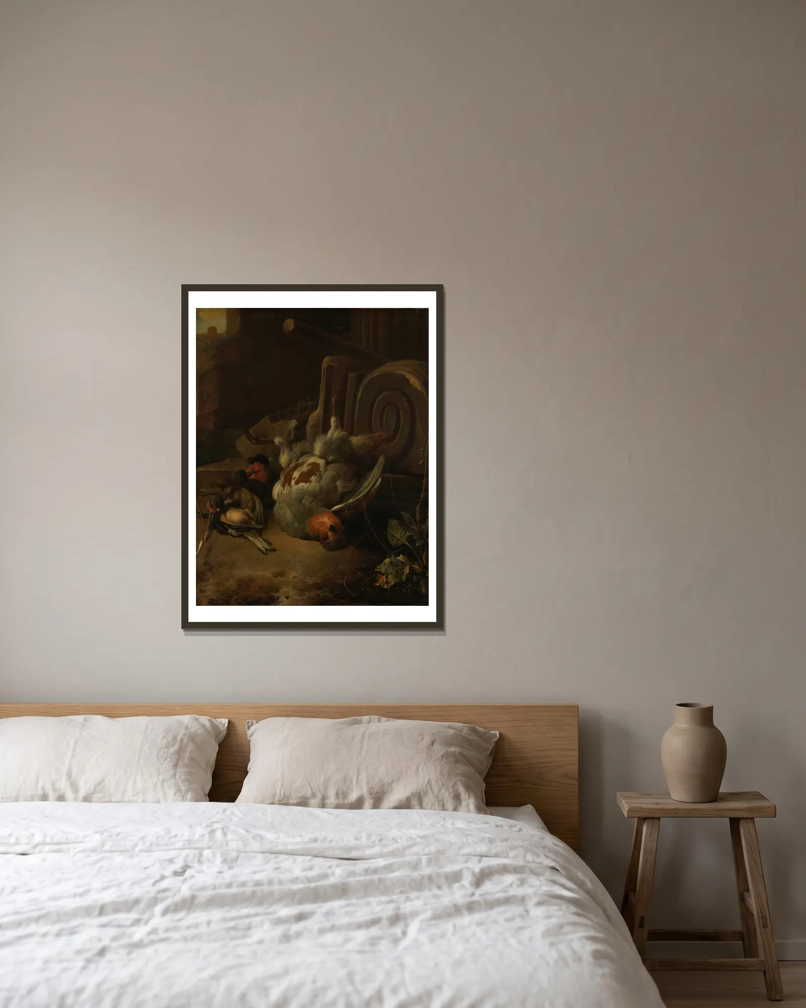 Dead Birds av Melchior d'Hondecoeter inramad på en vägg