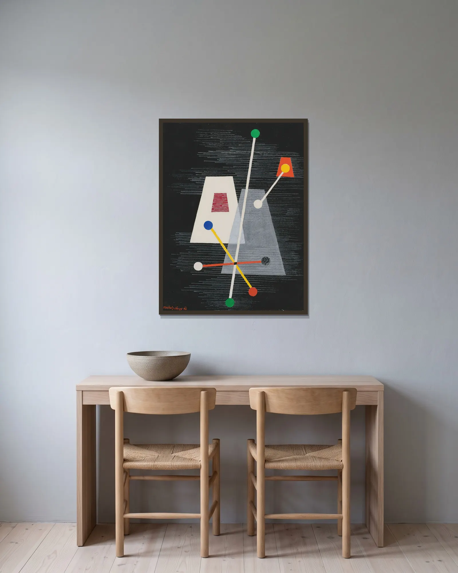 Truncated Pyramids av László Moholy-Nagy inramad på en vägg