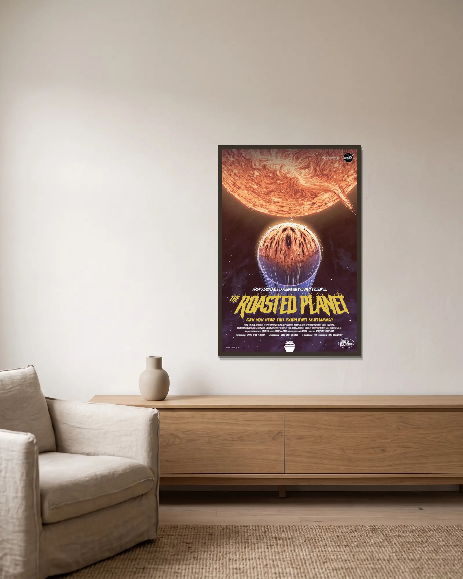 The Roasted Planet av NASA inramad på en vägg