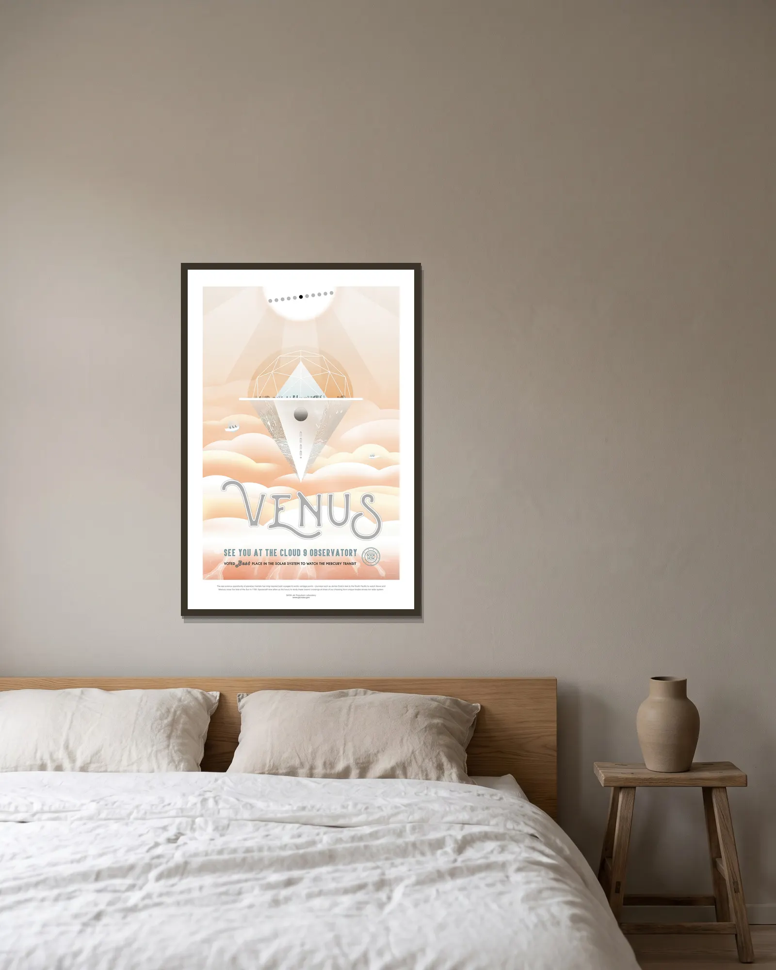 Venus av NASA inramad på en vägg