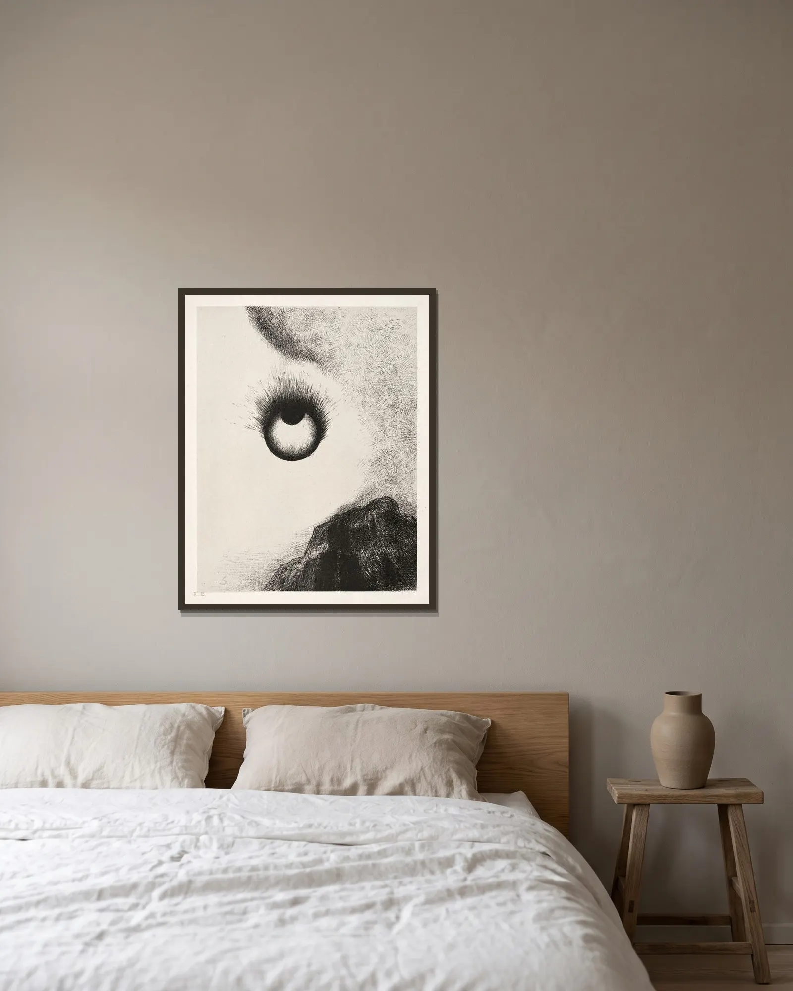 Everywhere Eyeballs are Aflame av Odilon Redon inramad på en vägg