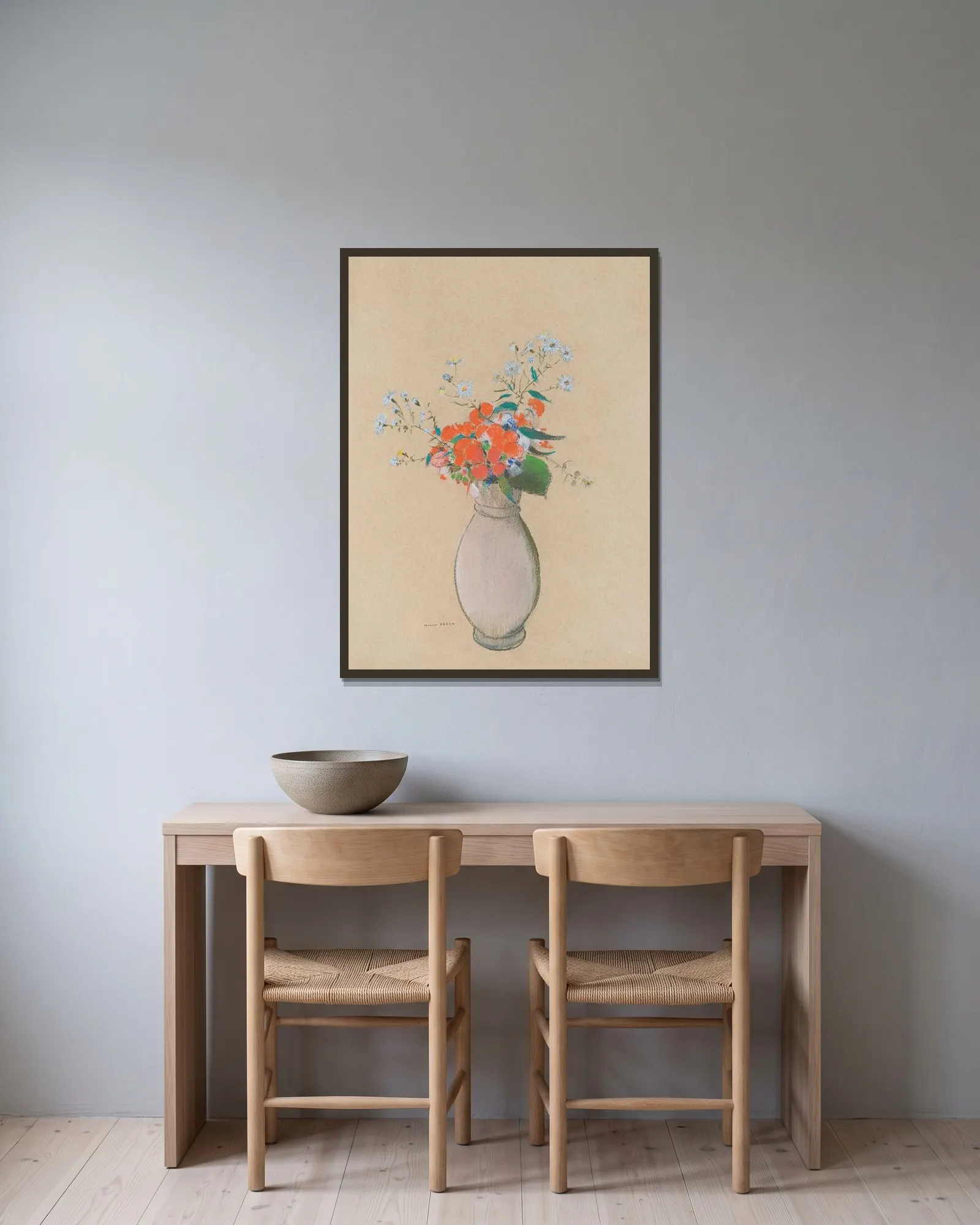 Vase De Fleurs av Odilon Redon inramad på en vägg