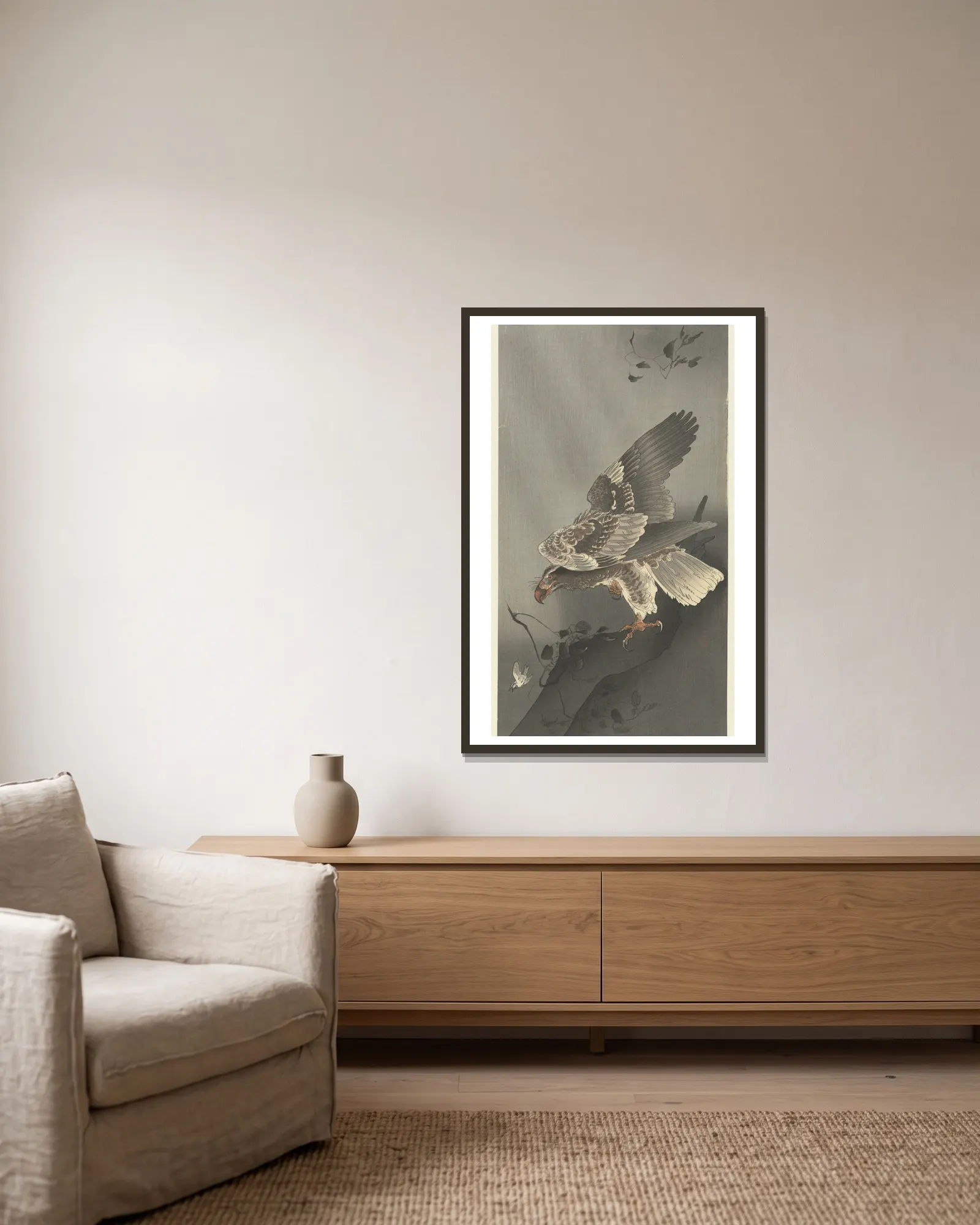 Eagle lurking for prey av Ohara Koson inramad på en vägg