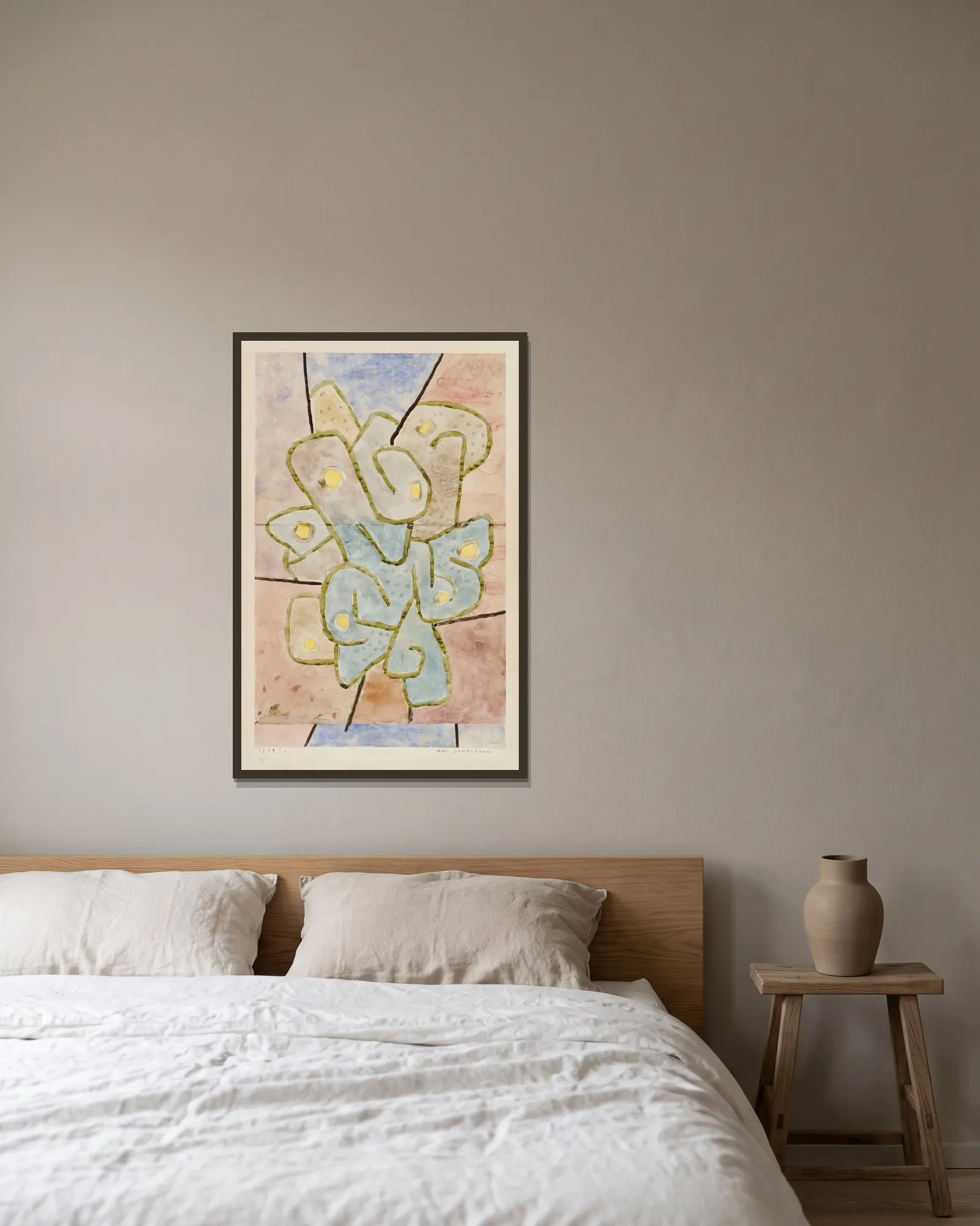 Der Sauerbaum av Paul Klee inramad på en vägg