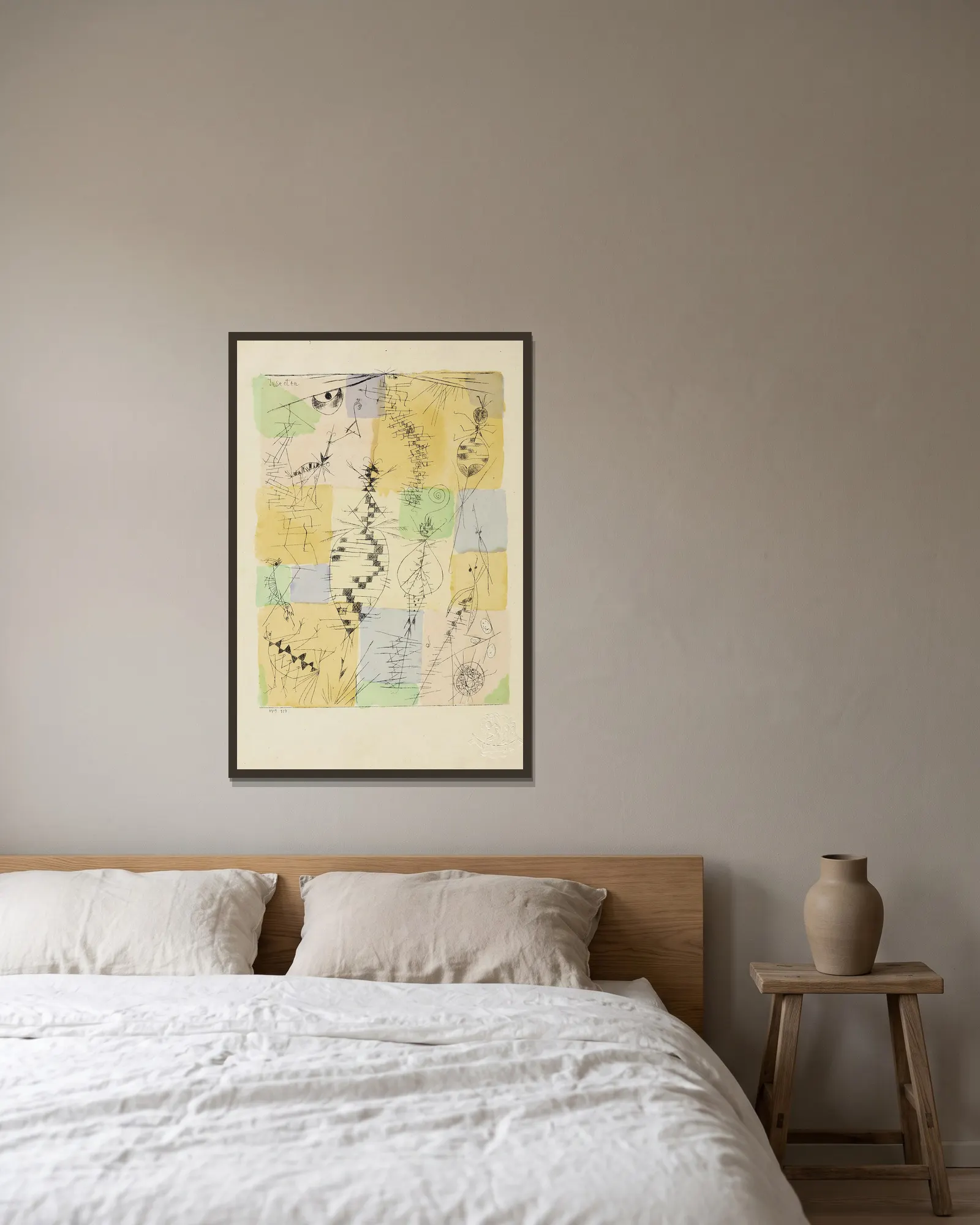 Insekten av Paul Klee inramad på en vägg