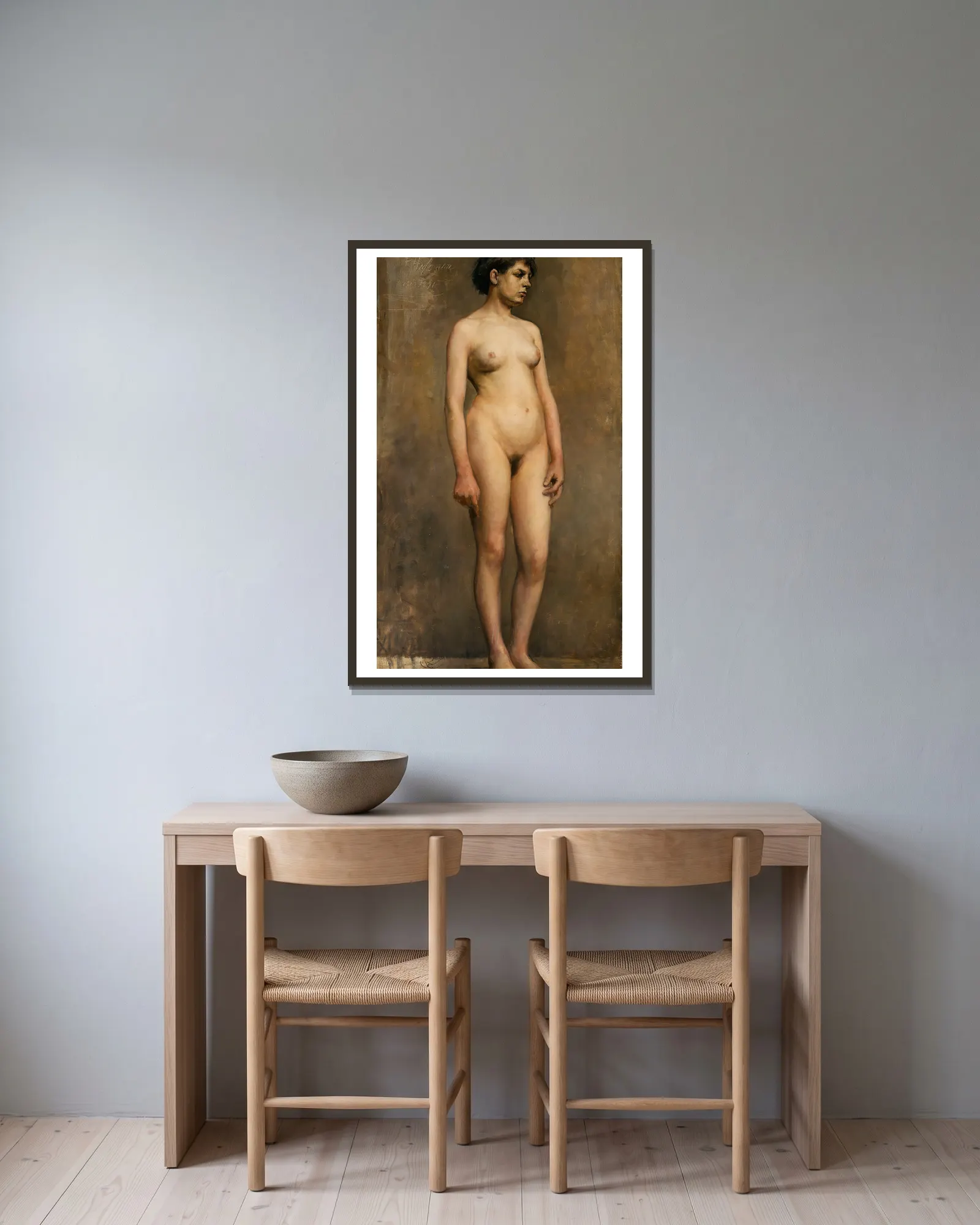 Nude Female Model av Pekka Halonen inramad på en vägg