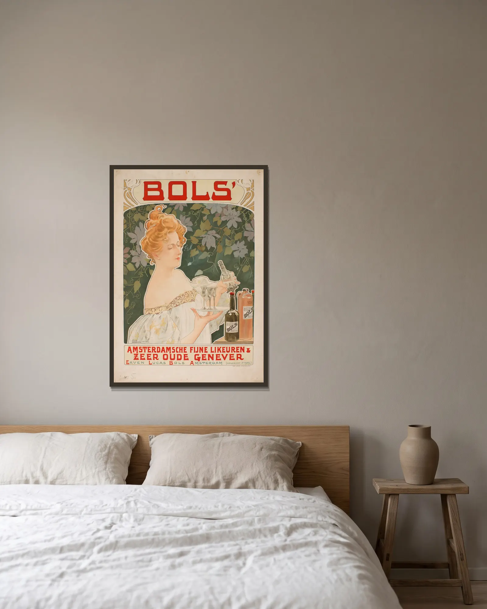 Bols av Henri Privat-Livemont inramad på en vägg