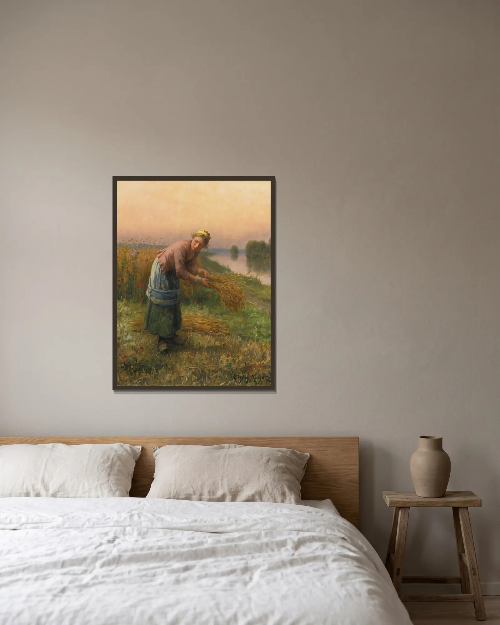 The Gleaner av Daniel Ridgway Knight inramad på en vägg