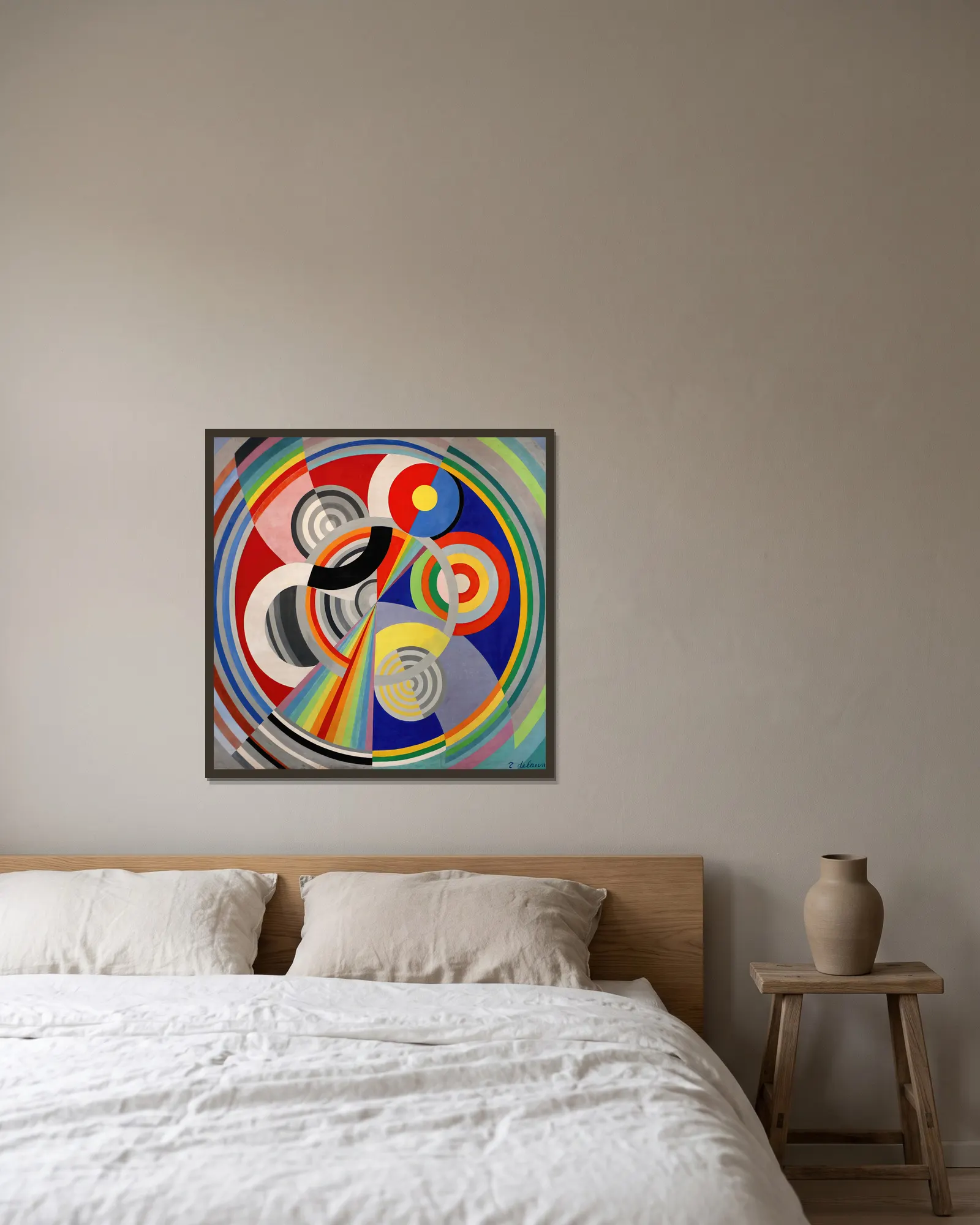 Rythme n°1 av Robert Delaunay inramad på en vägg