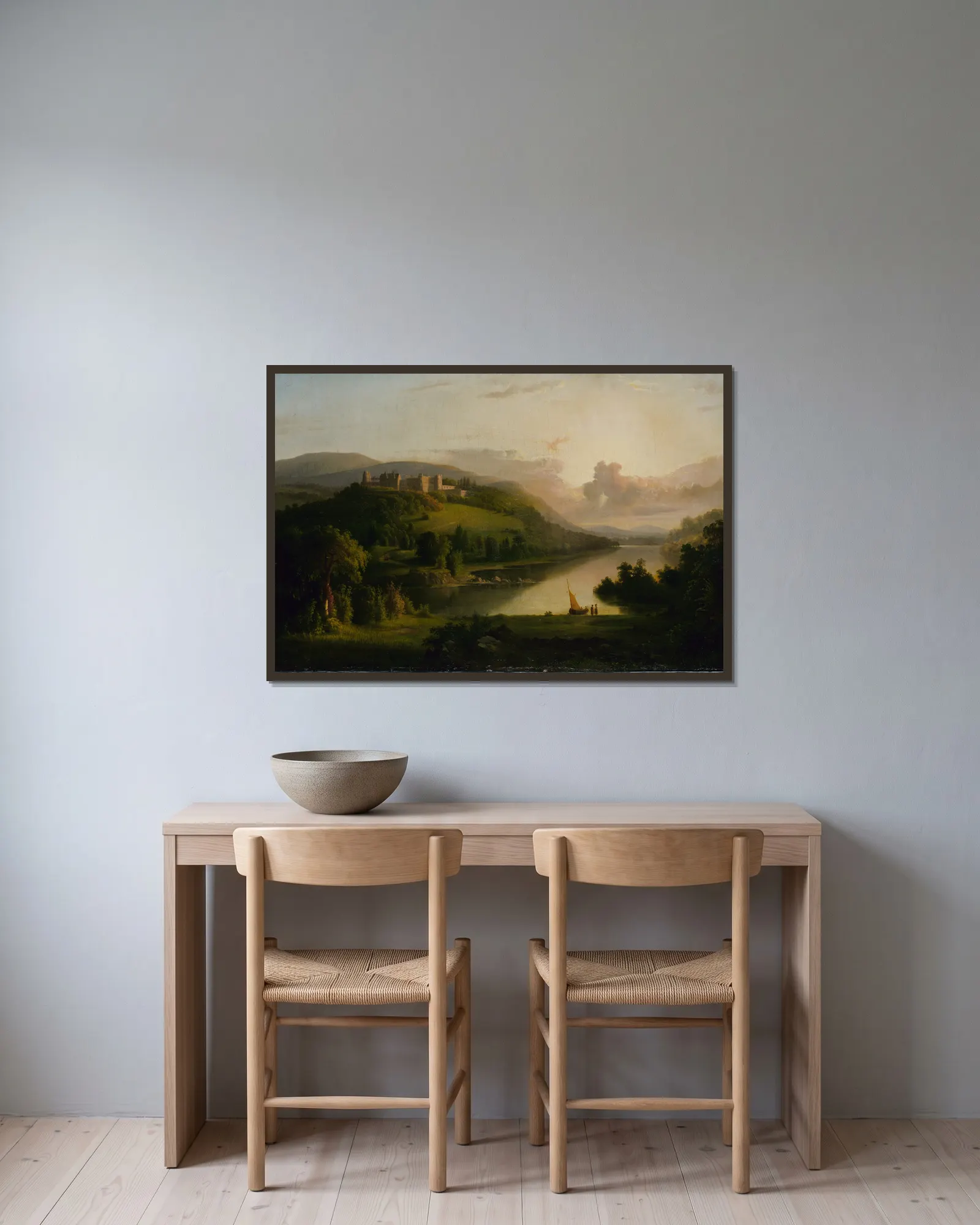 Scotch Highlands av Robert S. Duncanson inramad på en vägg