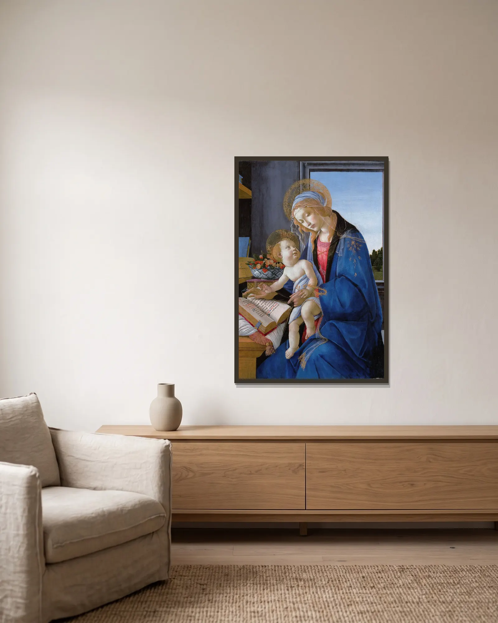 The Virgin and Child (The Madonna of the Book) av Sandro Botticelli inramad på en vägg