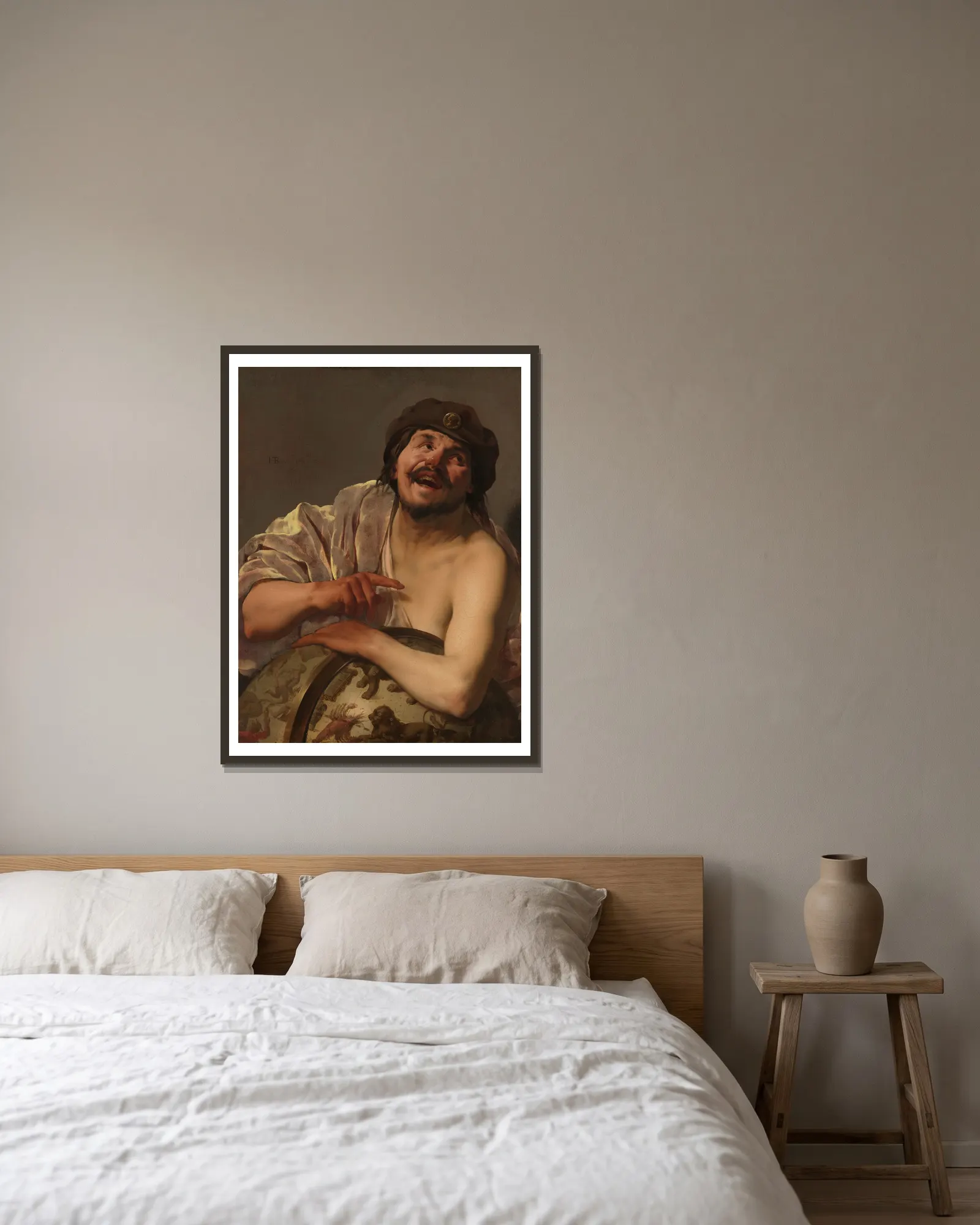 Democritus av Hendrick Ter Brugghen inramad på en vägg