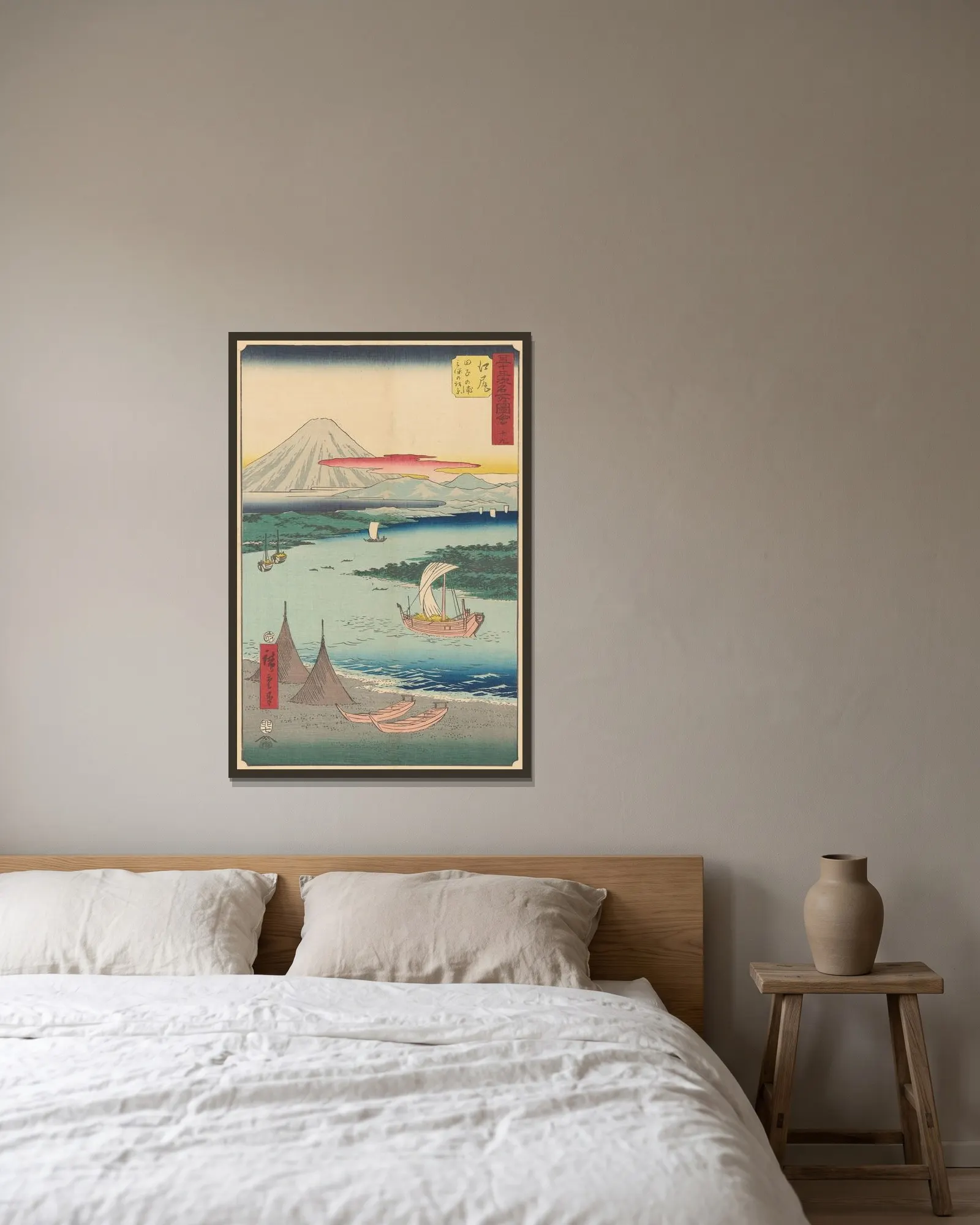 Ejiri av Utagawa Hiroshige inramad på en vägg