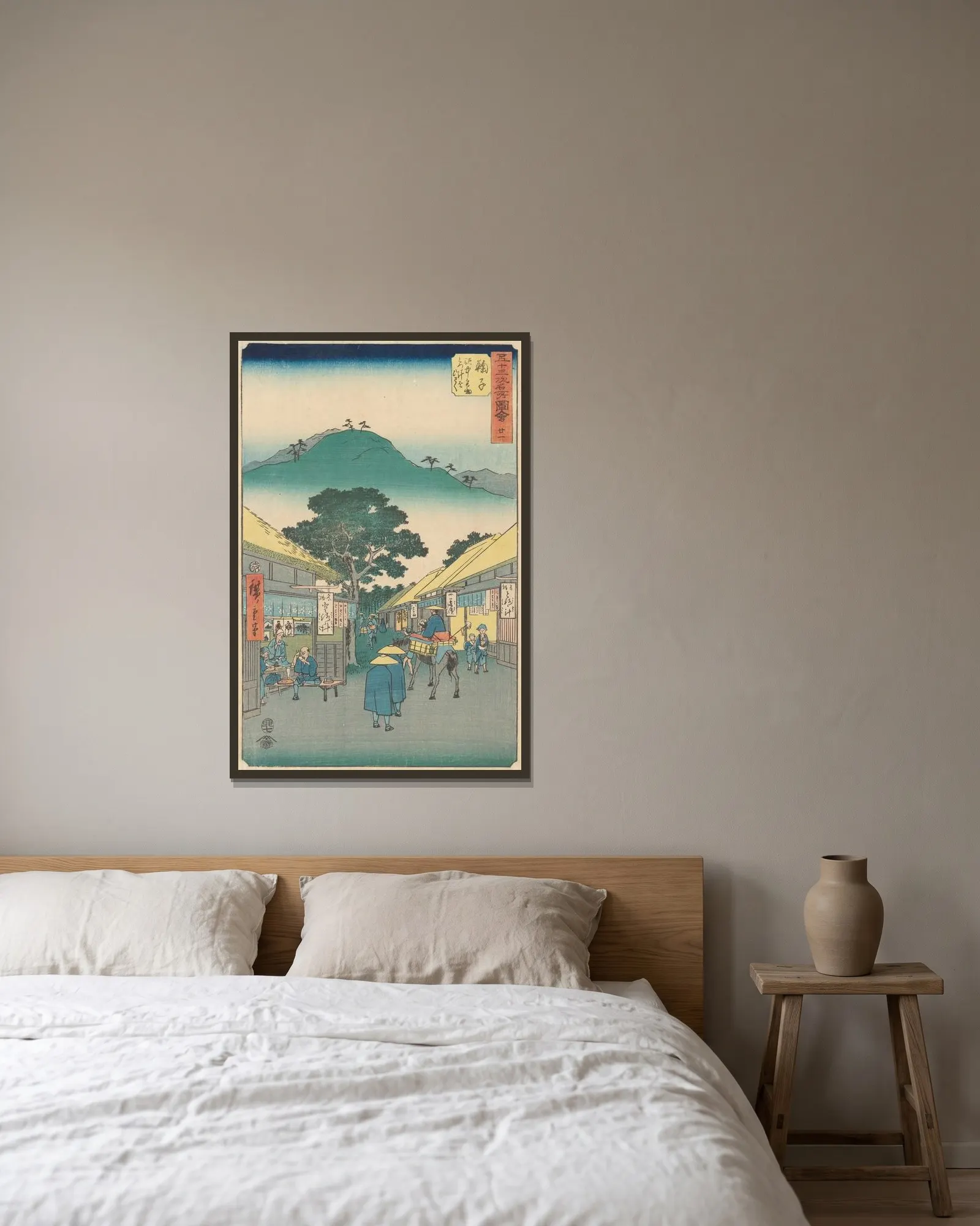 Mariko av Utagawa Hiroshige inramad på en vägg