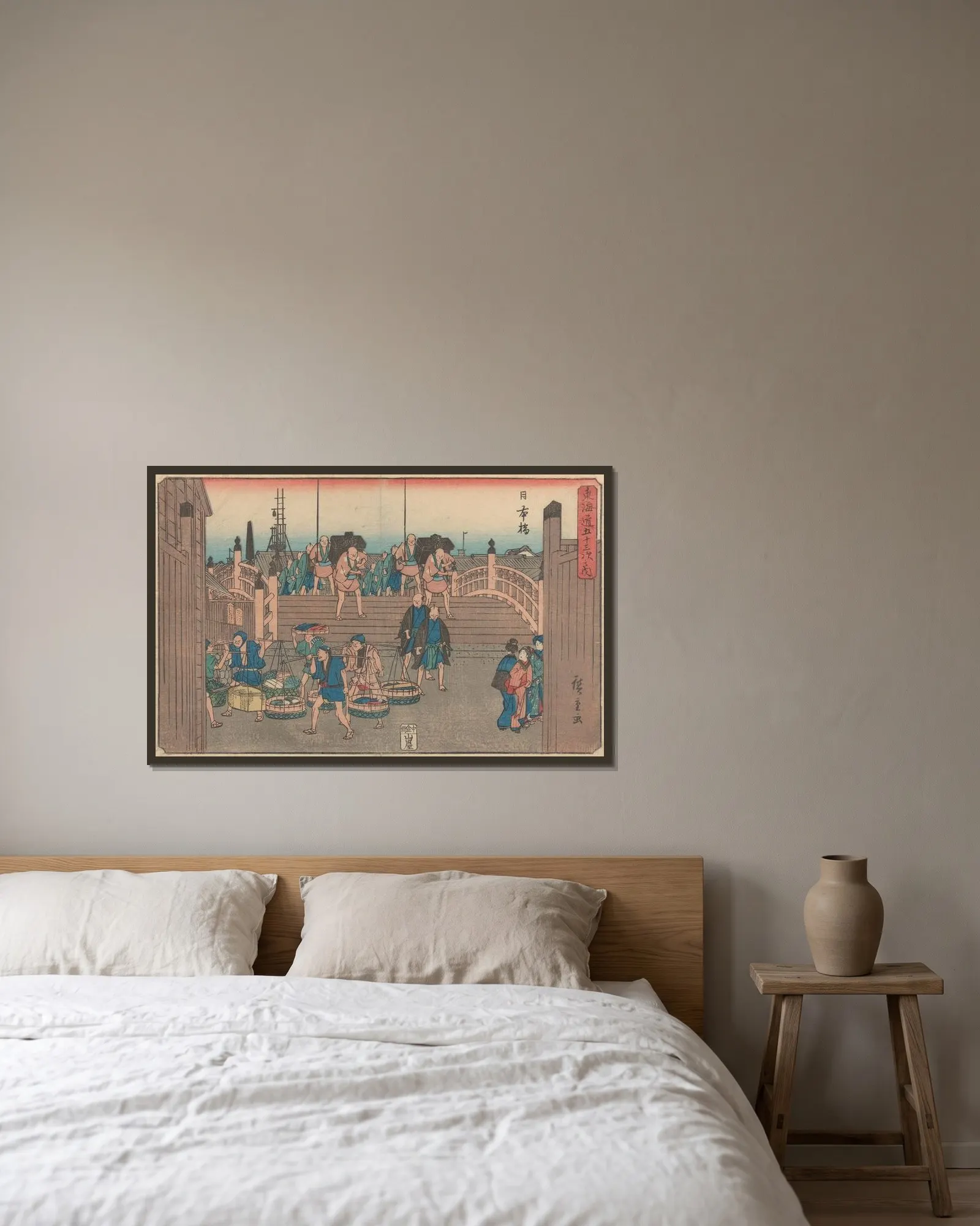 Nihonbashi av Utagawa Hiroshige inramad på en vägg