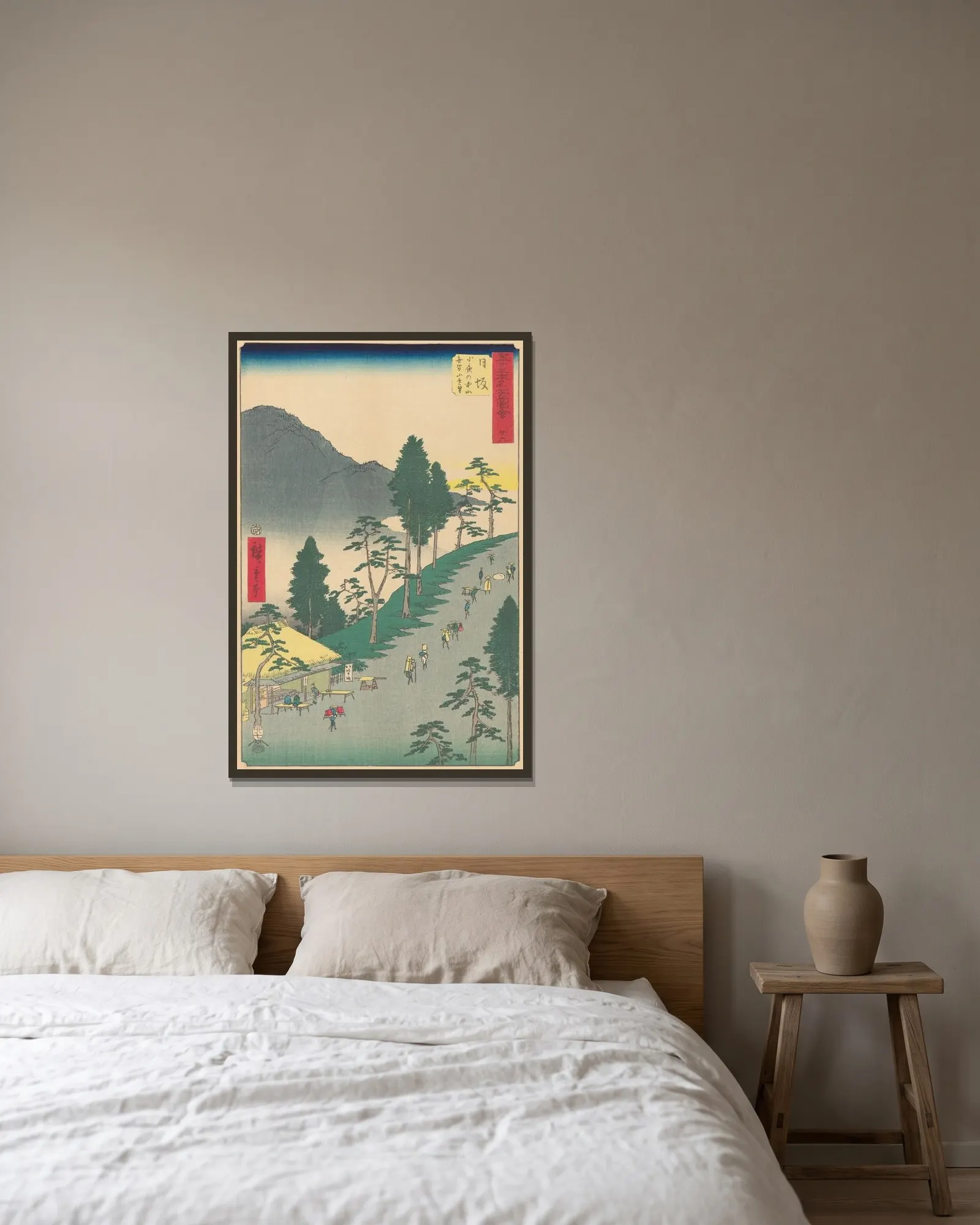 Nissaka av Utagawa Hiroshige inramad på en vägg