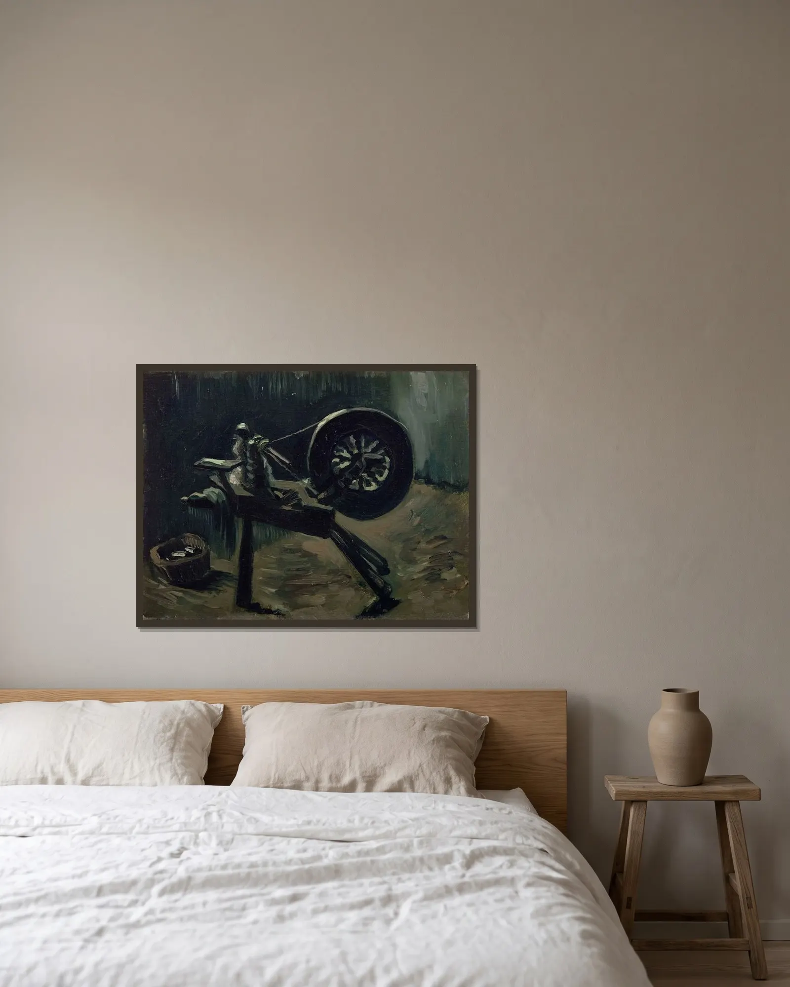 Bobbin winder av Vincent van Gogh inramad på en vägg