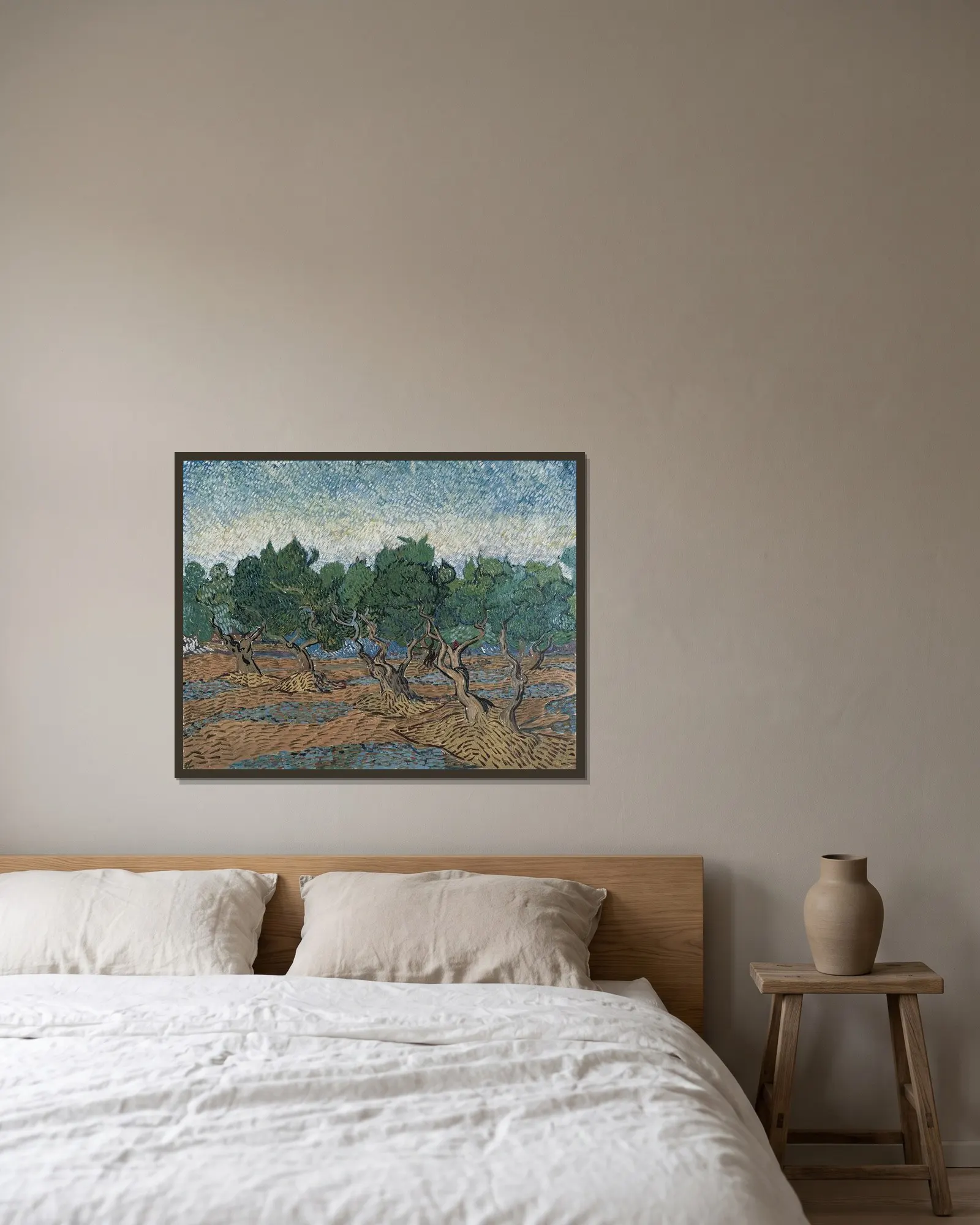 Olive grove av Vincent van Gogh inramad på en vägg