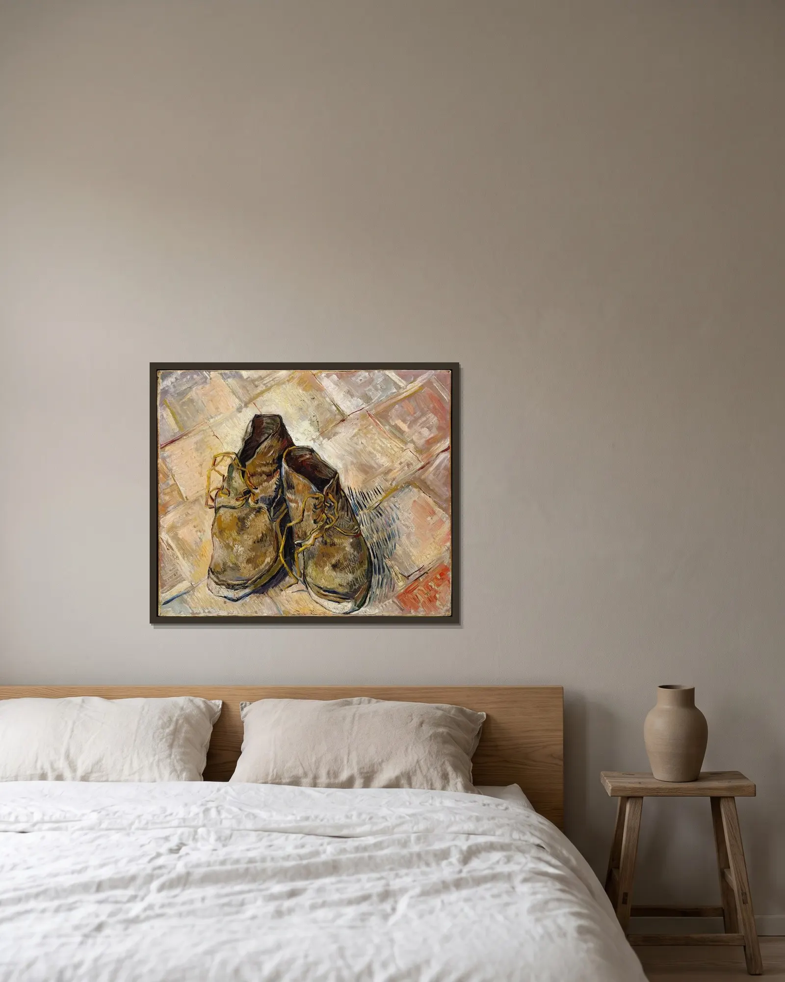 Shoes av Vincent van Gogh inramad på en vägg