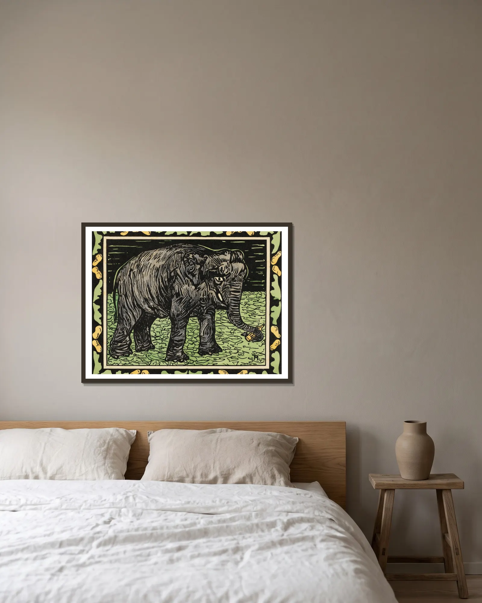 Elephant With Bottle av Theo van Hoytema inramad på en vägg