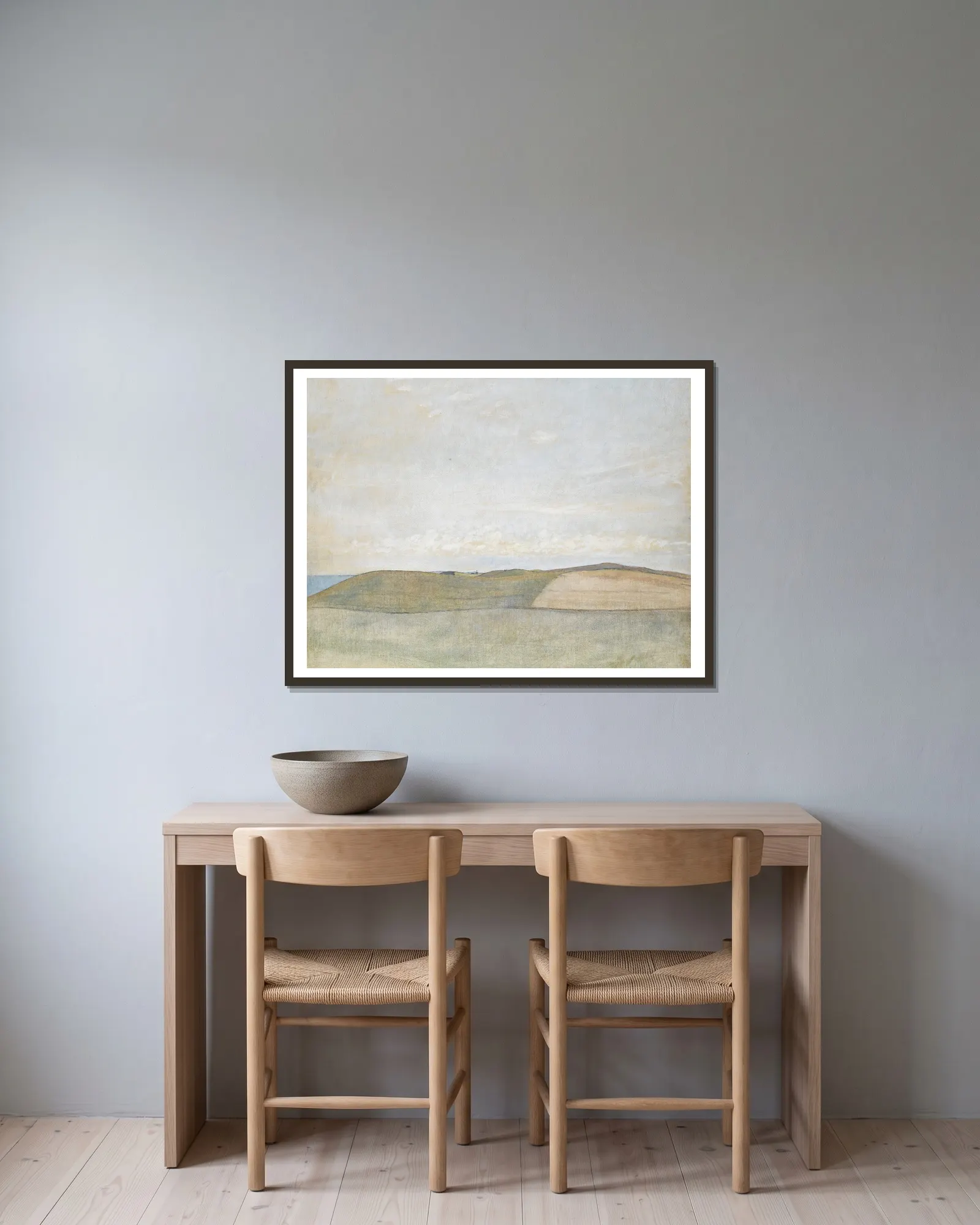 From Refsnæs av Vilhelm Hammershøi inramad på en vägg