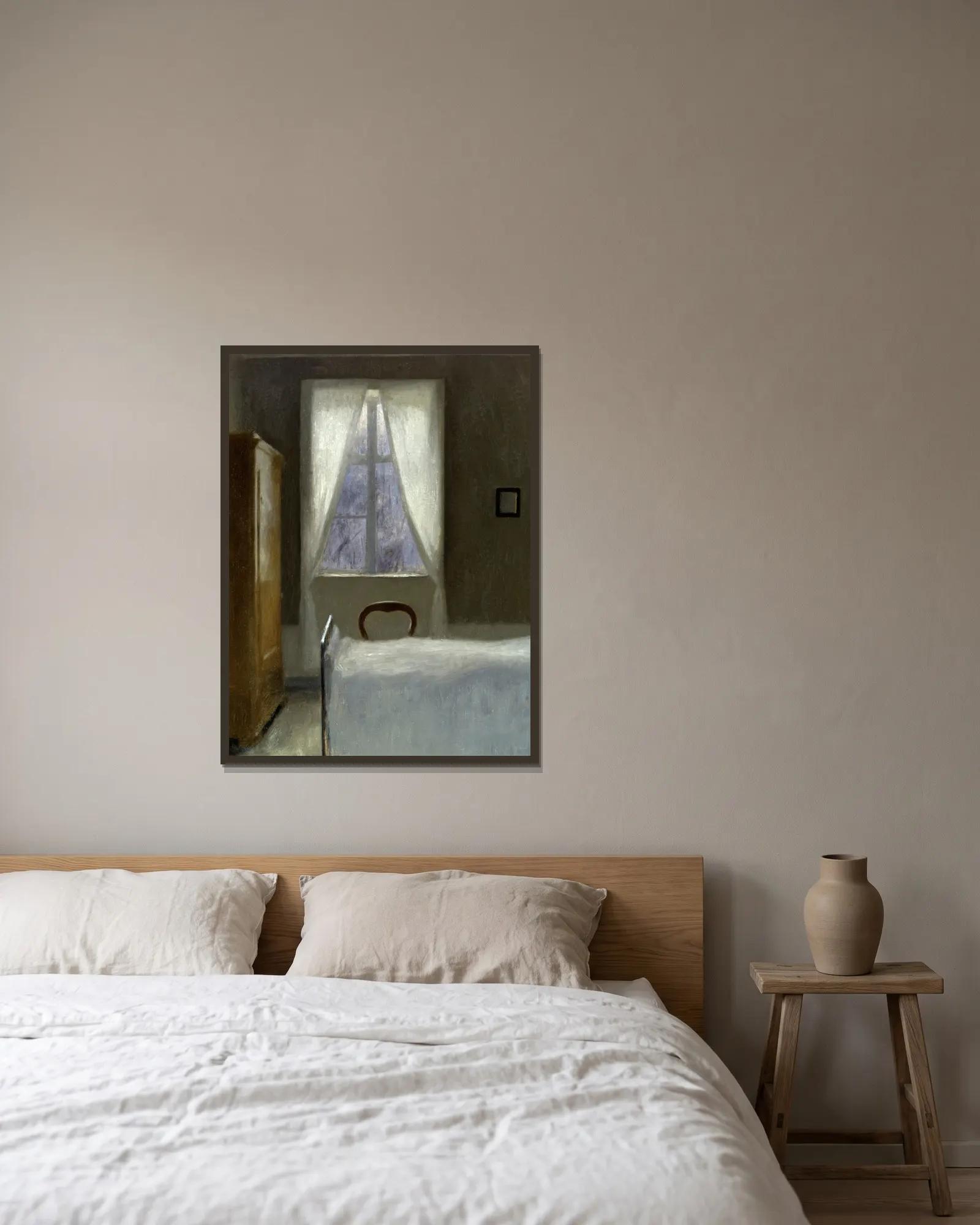 Interior – nr 1 av Vilhelm Hammershøi inramad på en vägg