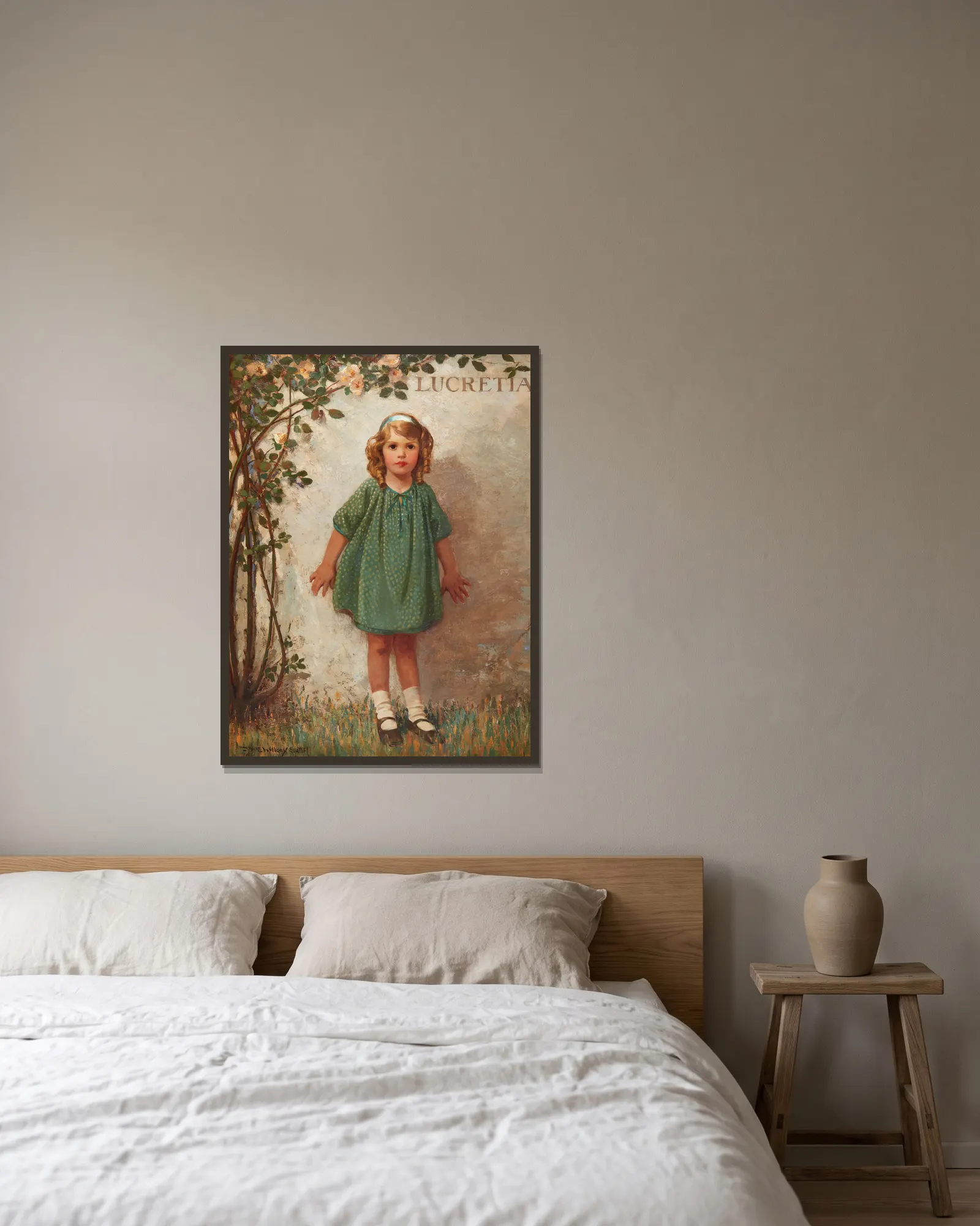 Lucretia av Jessie Willcox Smith inramad på en vägg