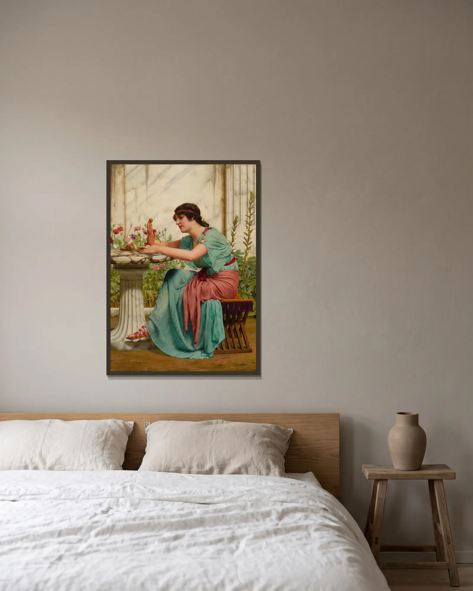 A Dilettante av John William Godward inramad på en vägg