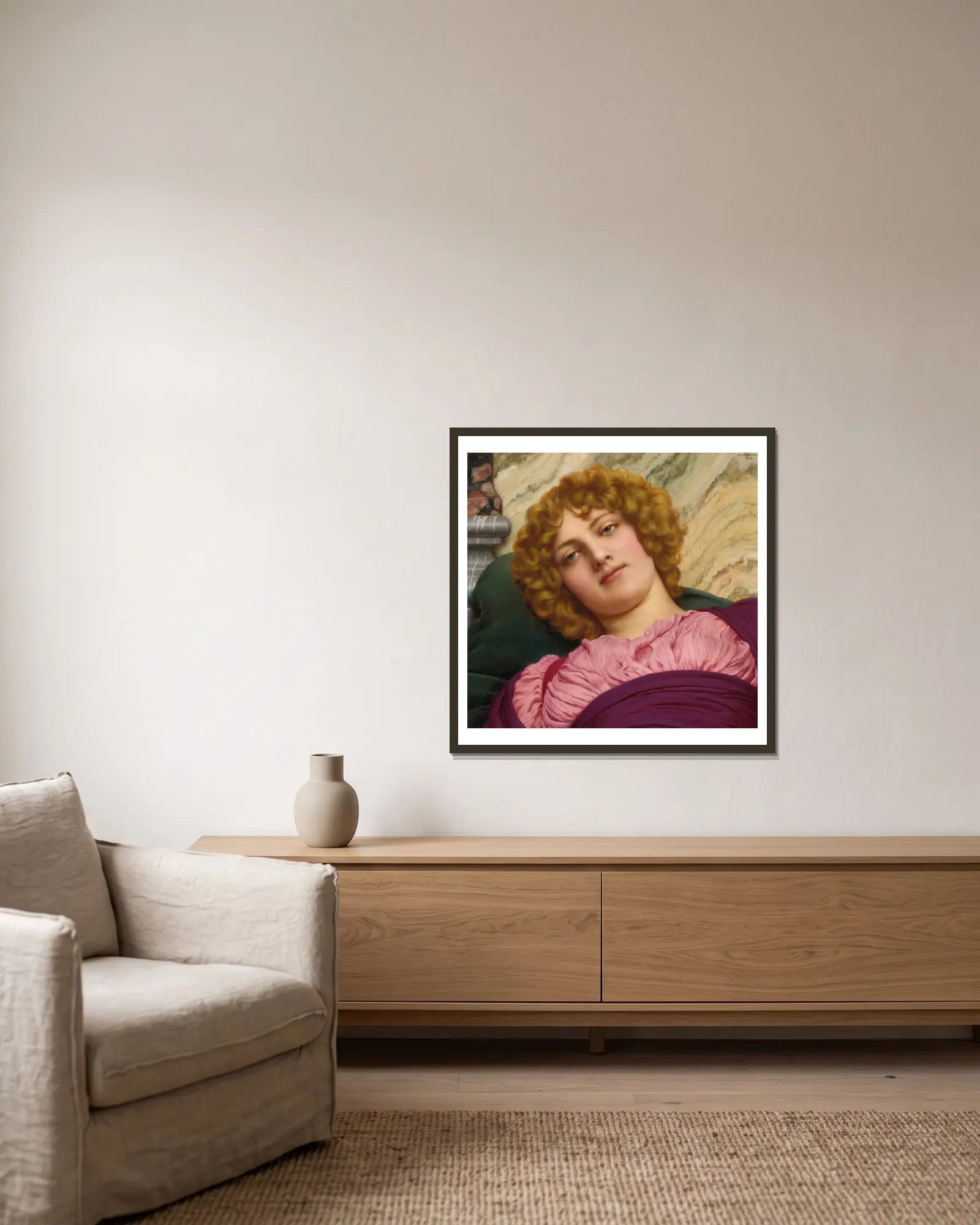 Myrhinna av John William Godward inramad på en vägg