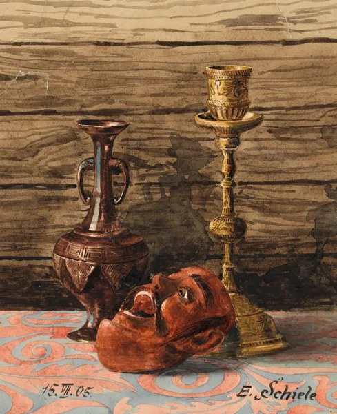 Stillleben mit Kerzenleuchter, Vase und Maske av Egon Schiele