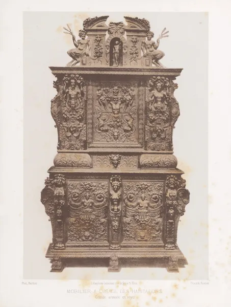 Grande armoire en noyer av Joseph Rose Lemercier